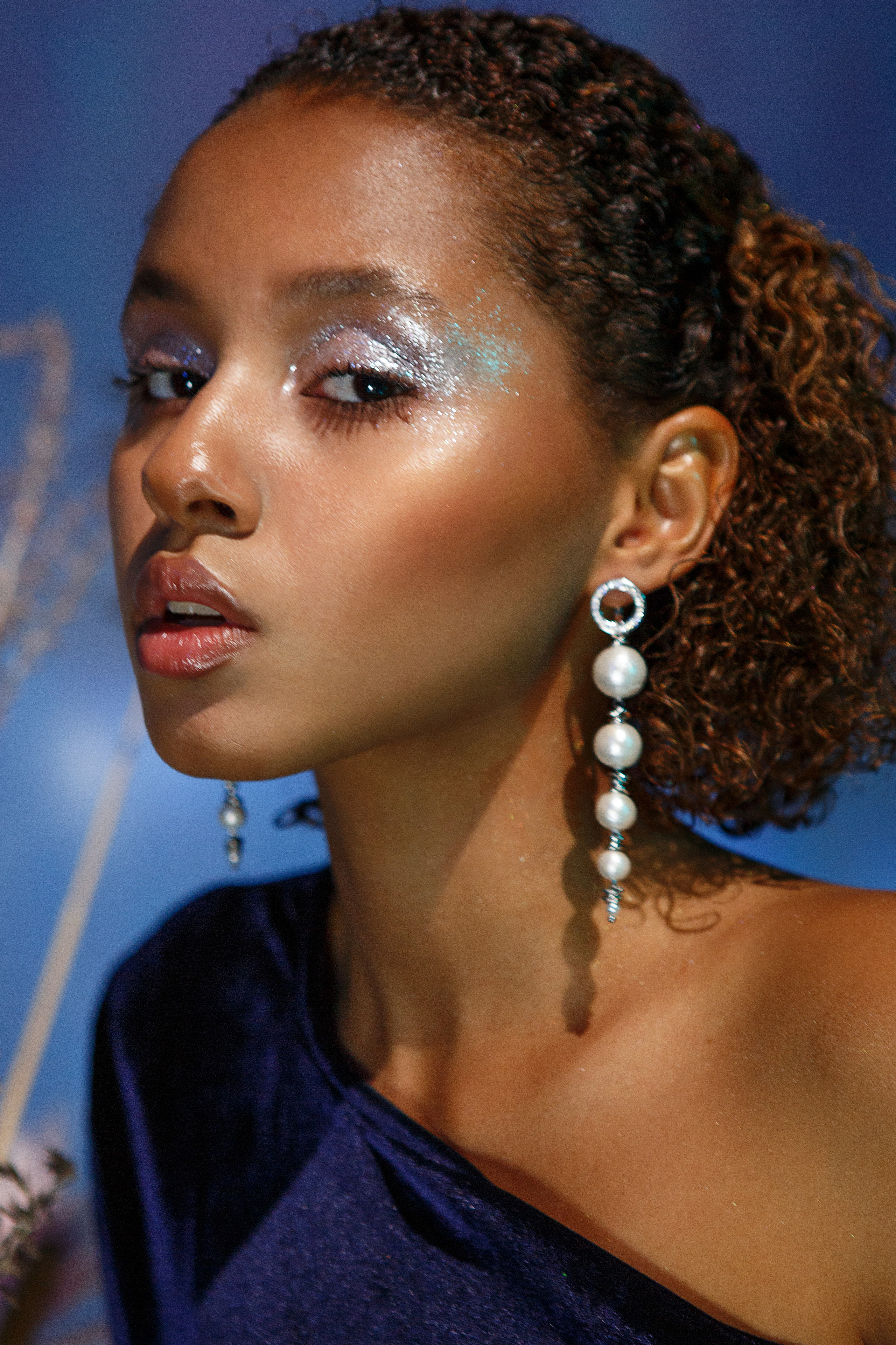 Модель для предметной съемки Нгема Элулалия Москва| Sale Easy