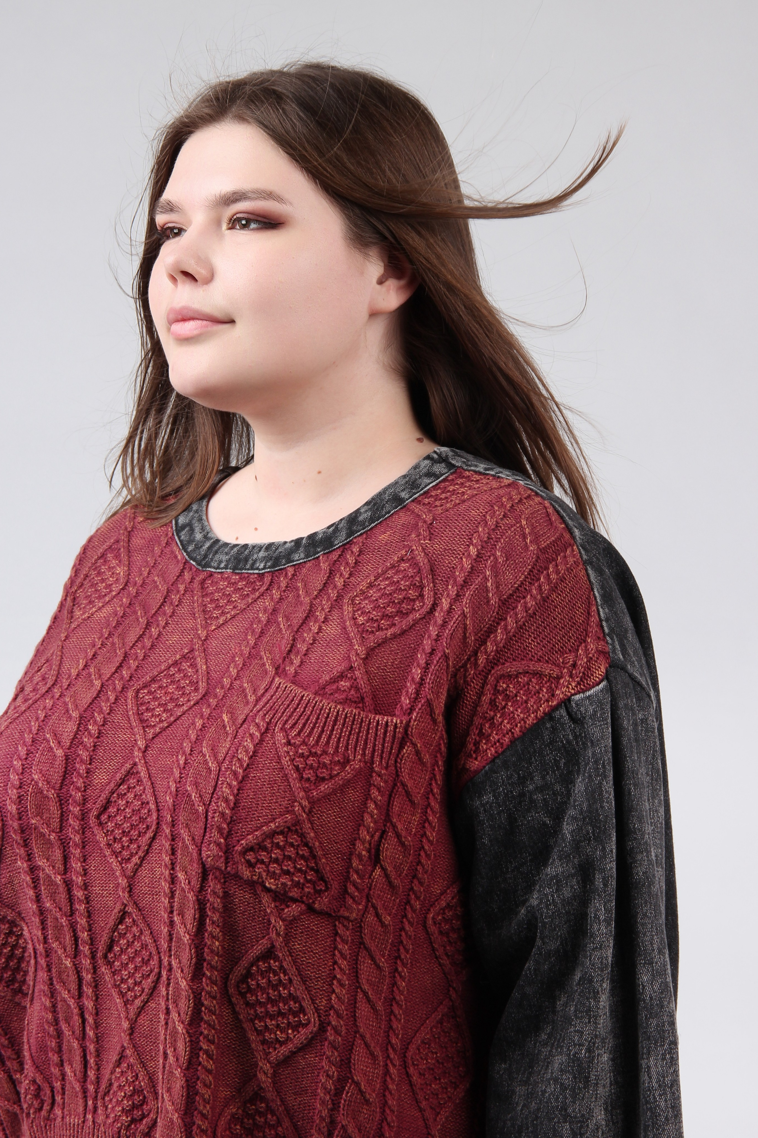 Модель PLUS SIZE для предметной съемки Елизавета И. Москва| Sale Easy