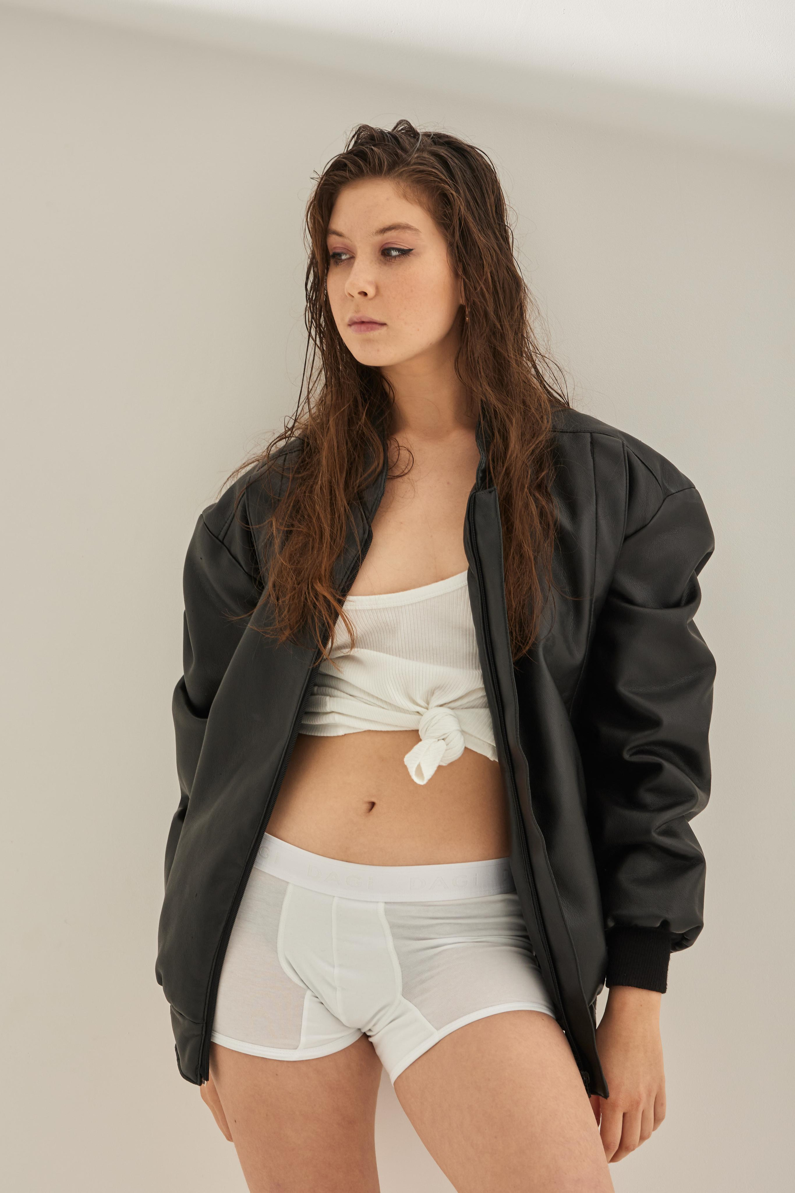 Модель для предметной съемки Катя 4 Н.Новгород | Sale Easy