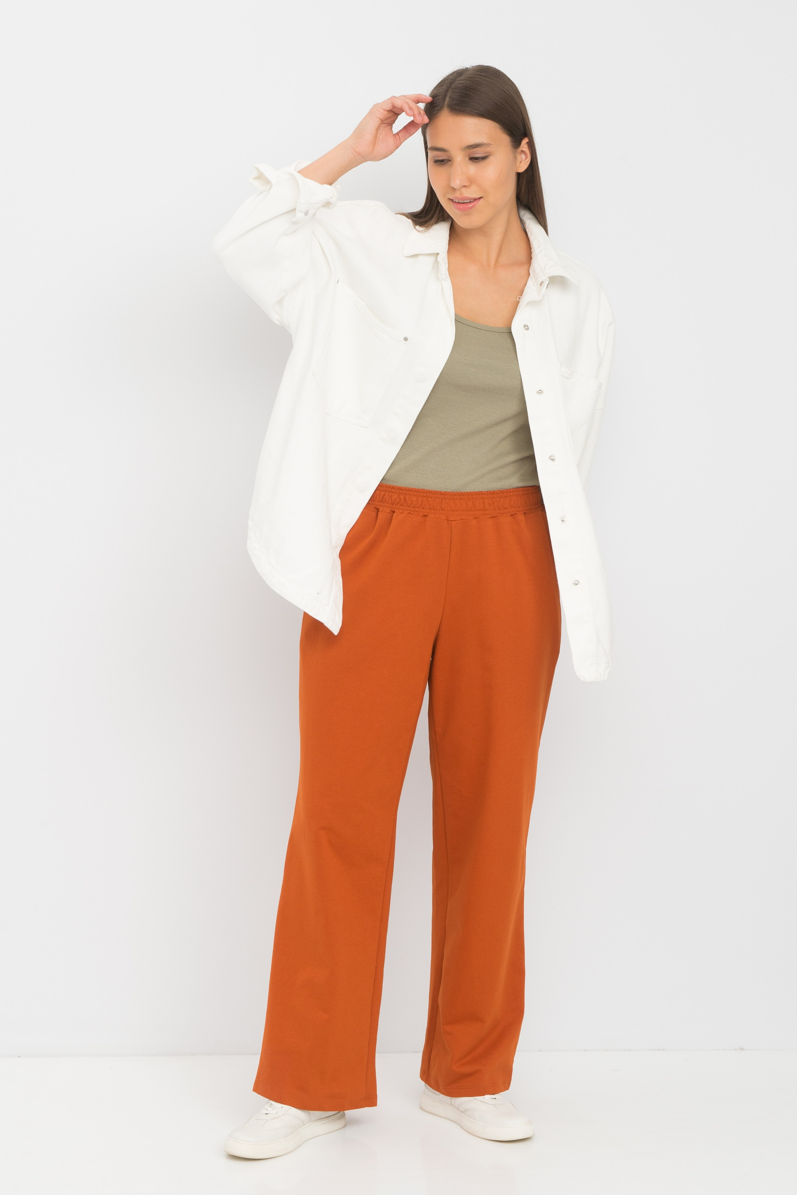 Модель plus size для предметной съемки Полина Н. Москва | Sale Easy