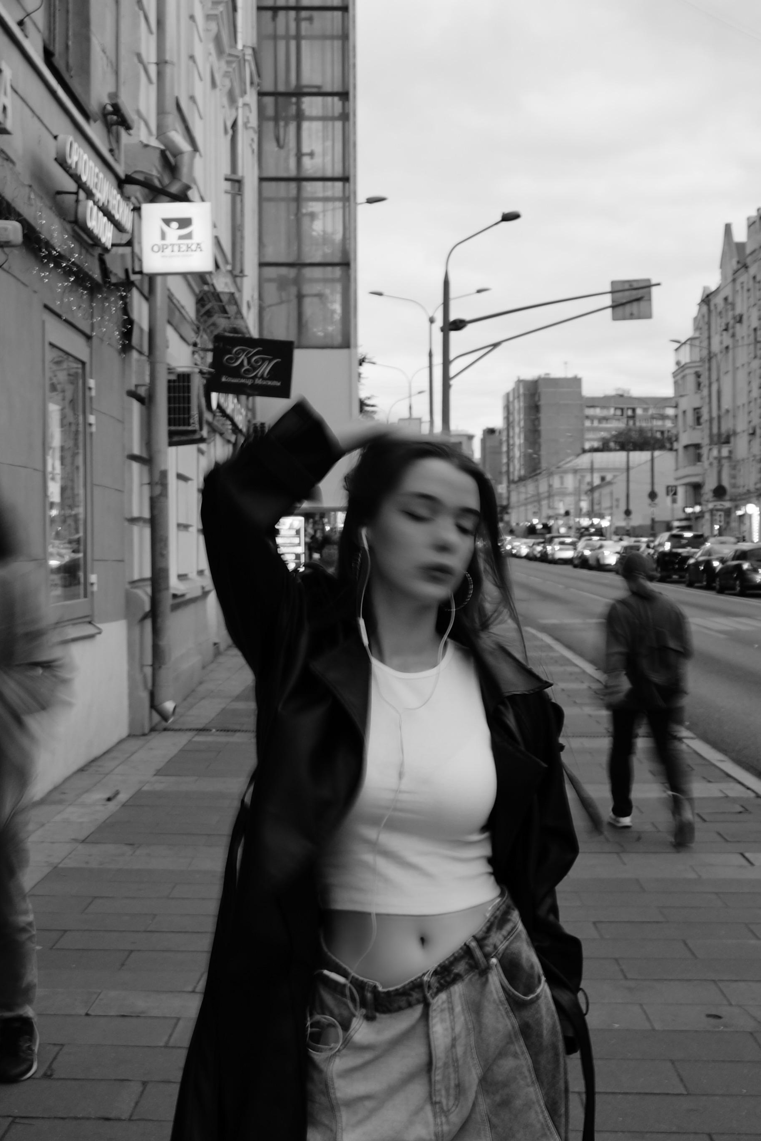 Модель для предметной съемки Юлия П. Москва| Sale Easy