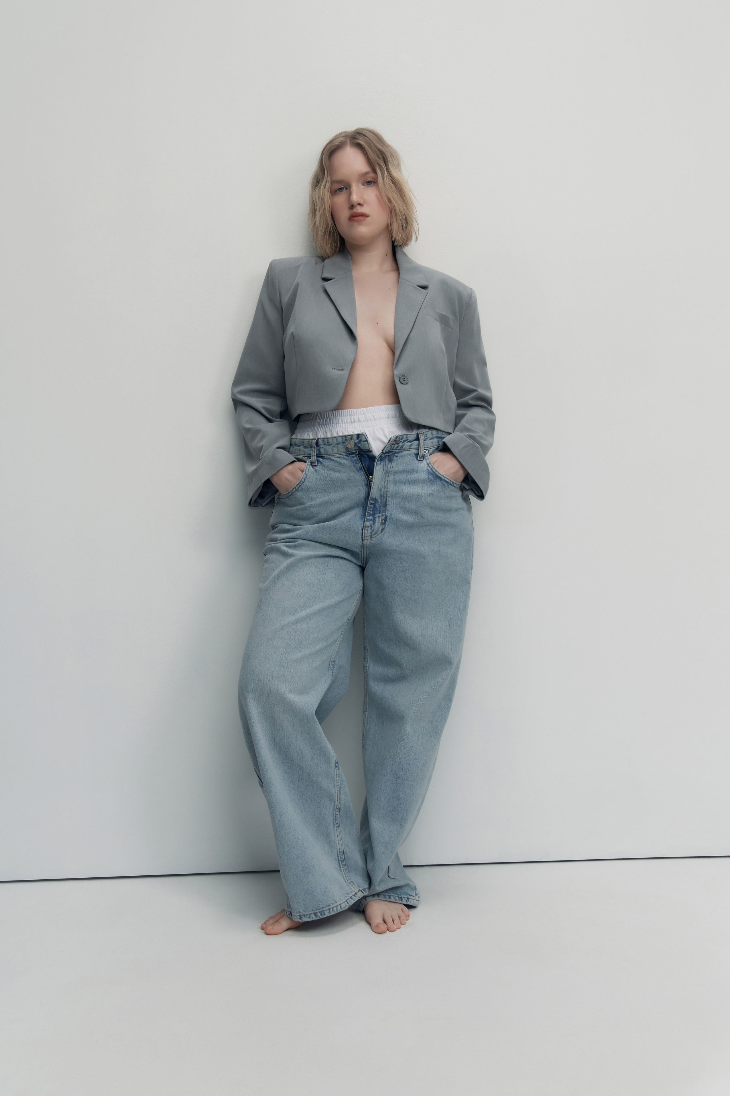 Модель plus size для предметной съемки Василиса Б. Москва | Sale Easy