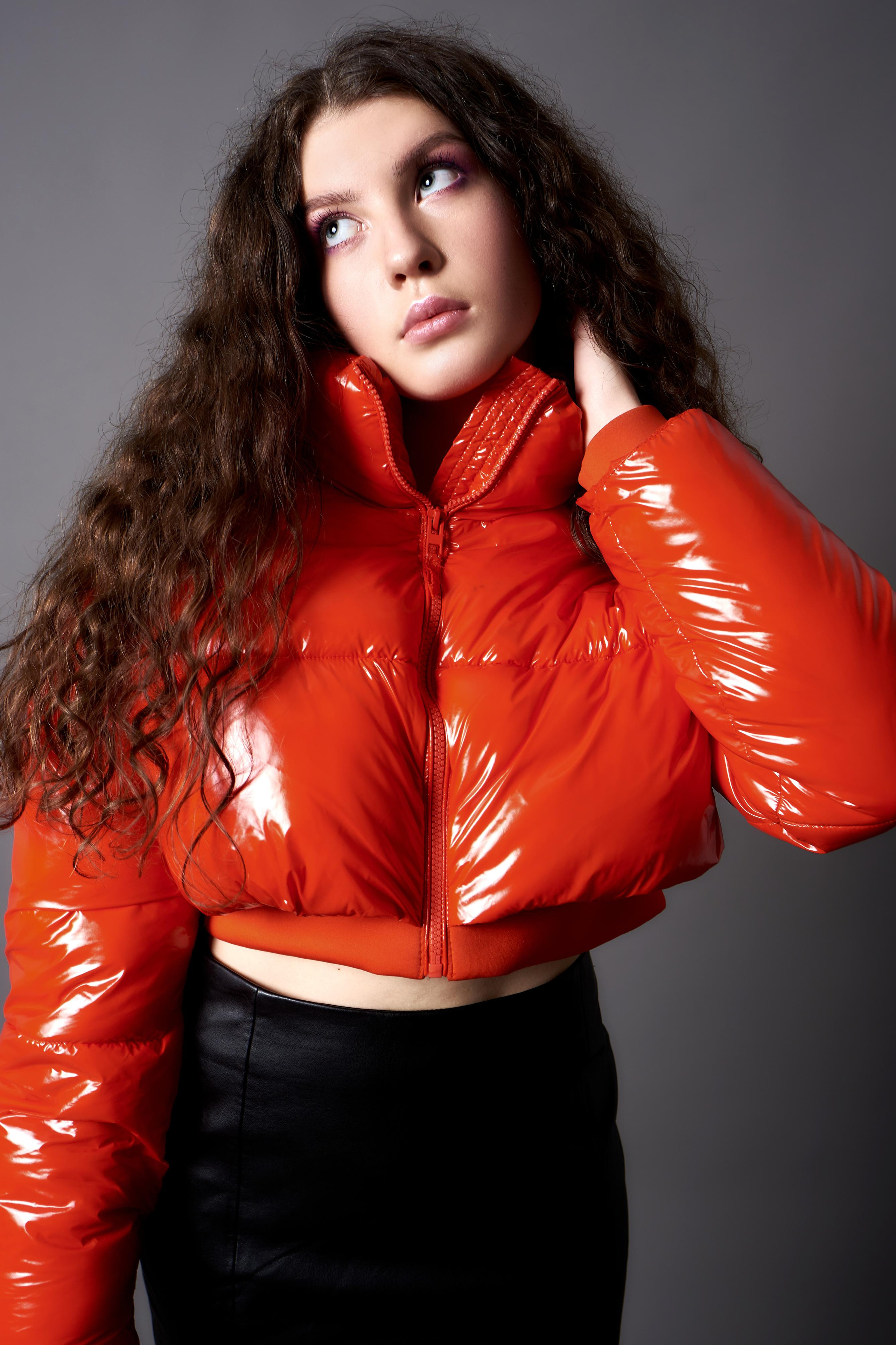 Модель для предметной съемки Елизавета 1 Н.Новгород | Sale Easy