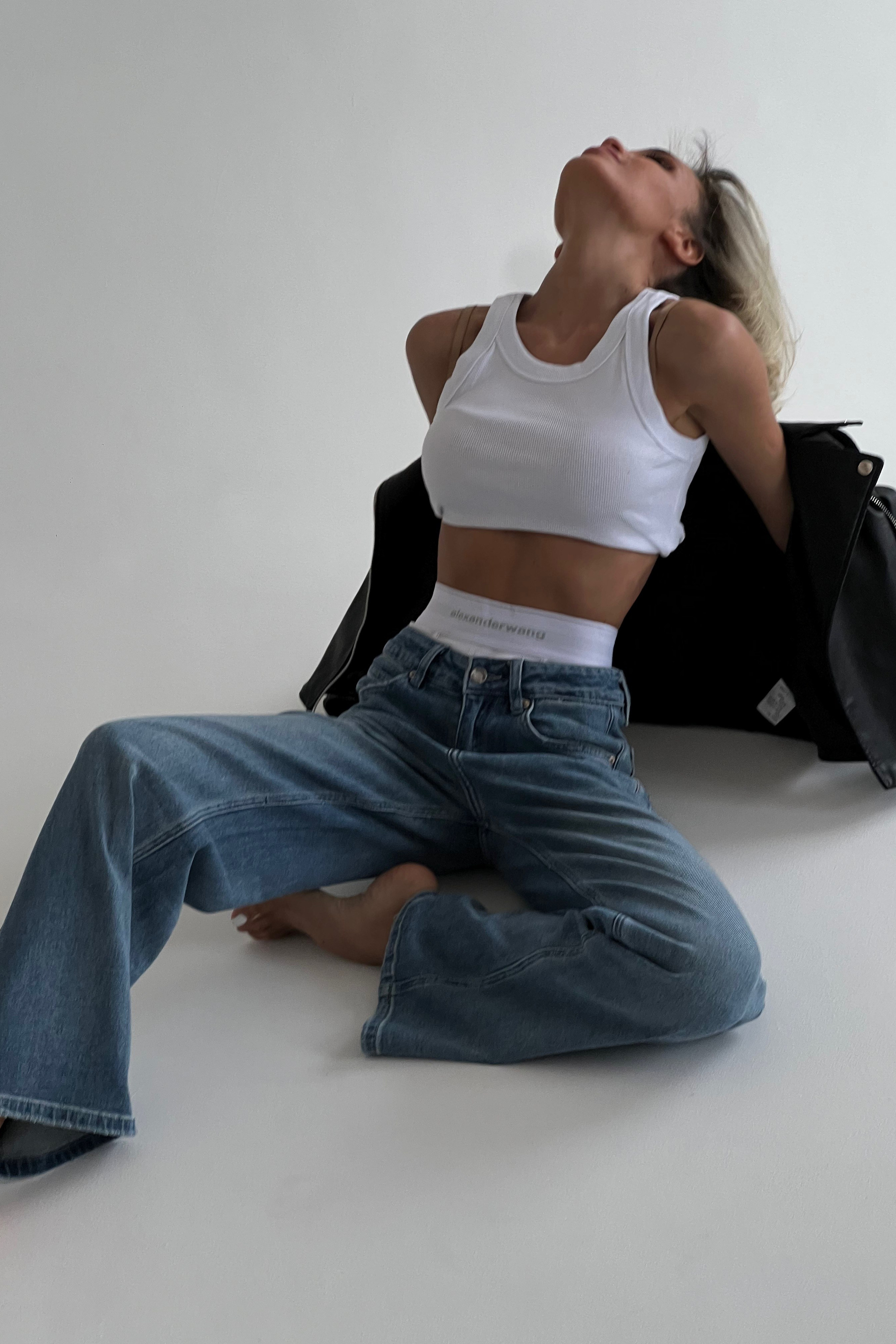 Модель для предметной съемки Милана Б. Казань| Sale Easy