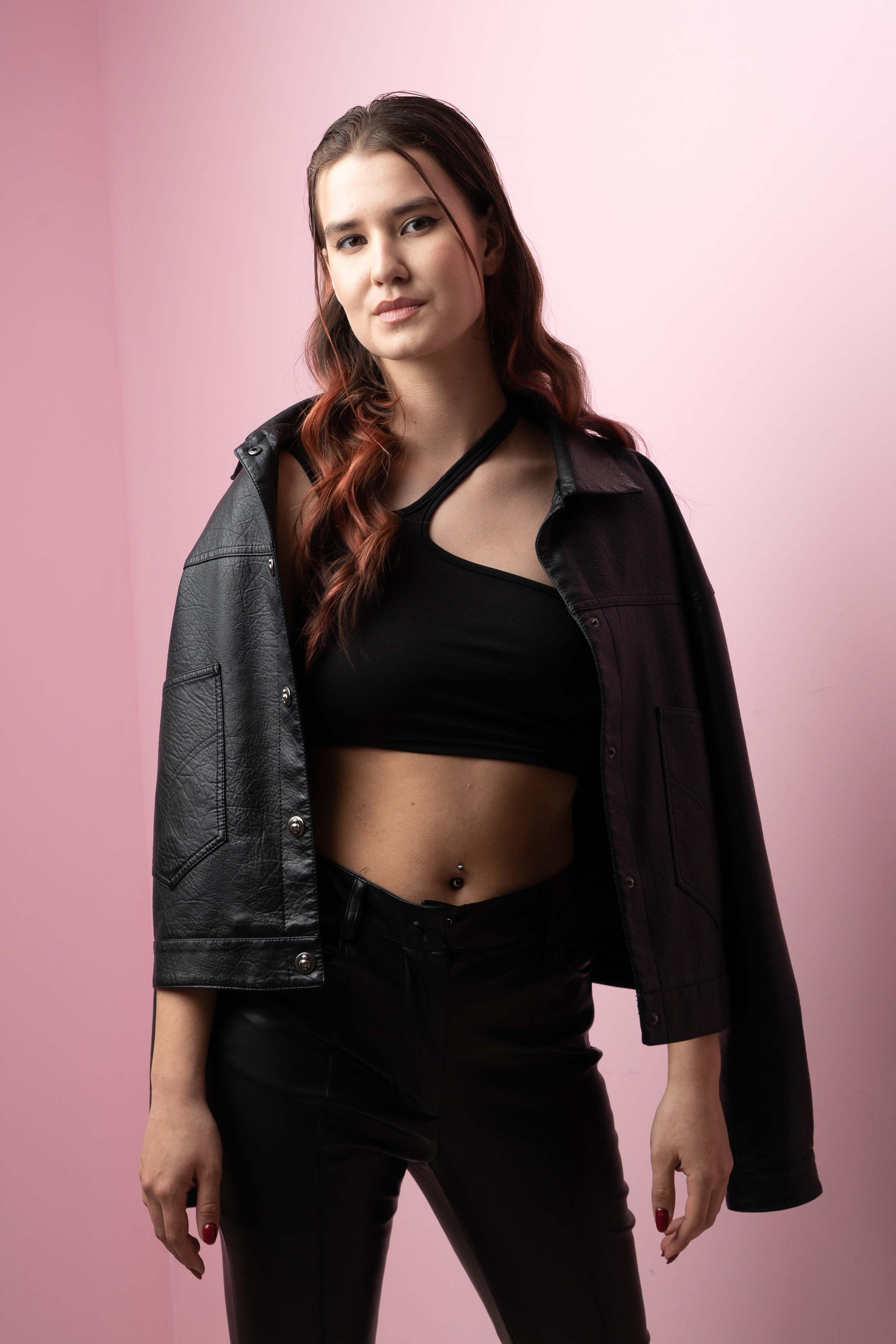 Модель для предметной съемки Элина А Казань| Sale Easy