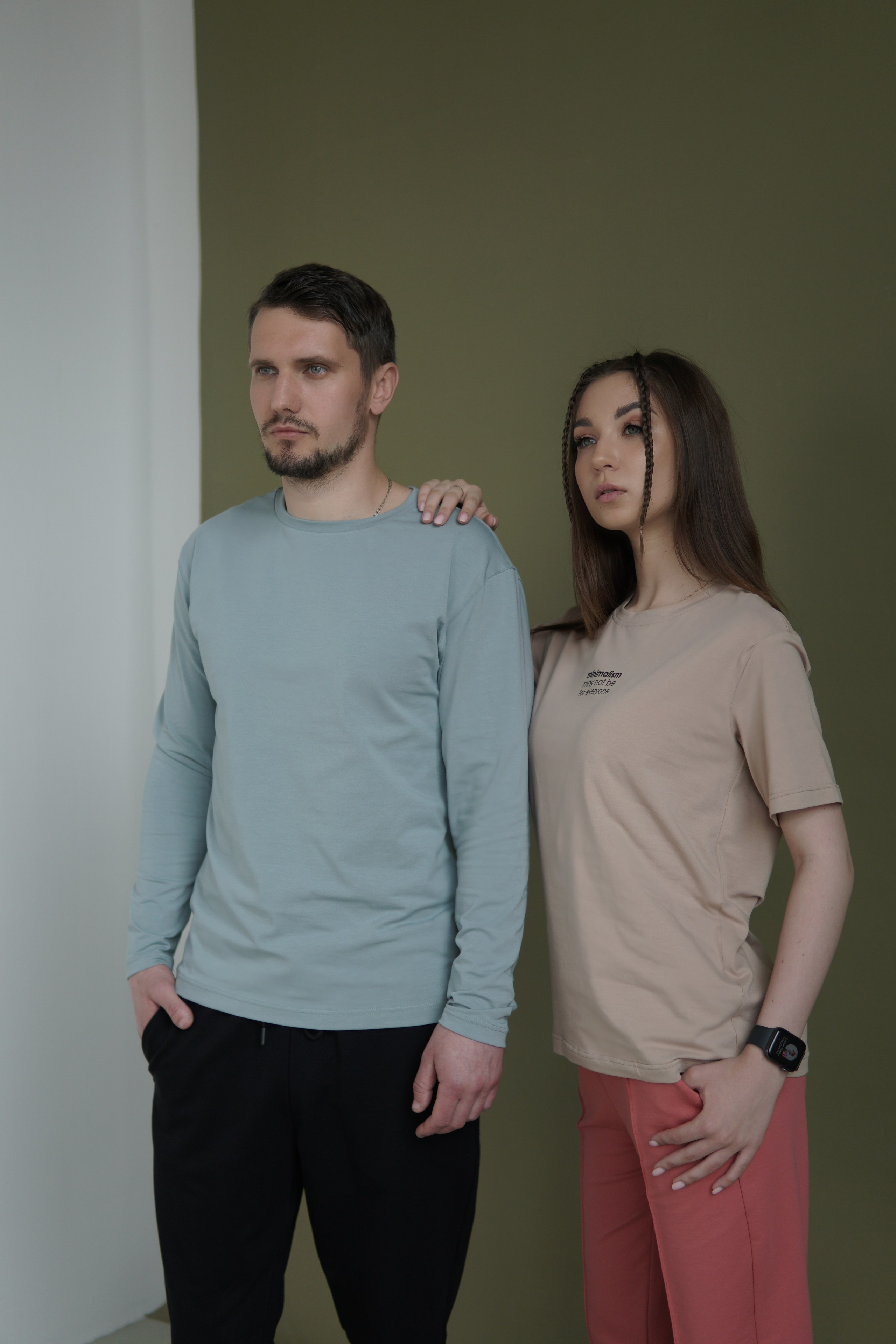 Модель для предметной съемки Евгений id 29 027 С.-Пб| Sale Easy