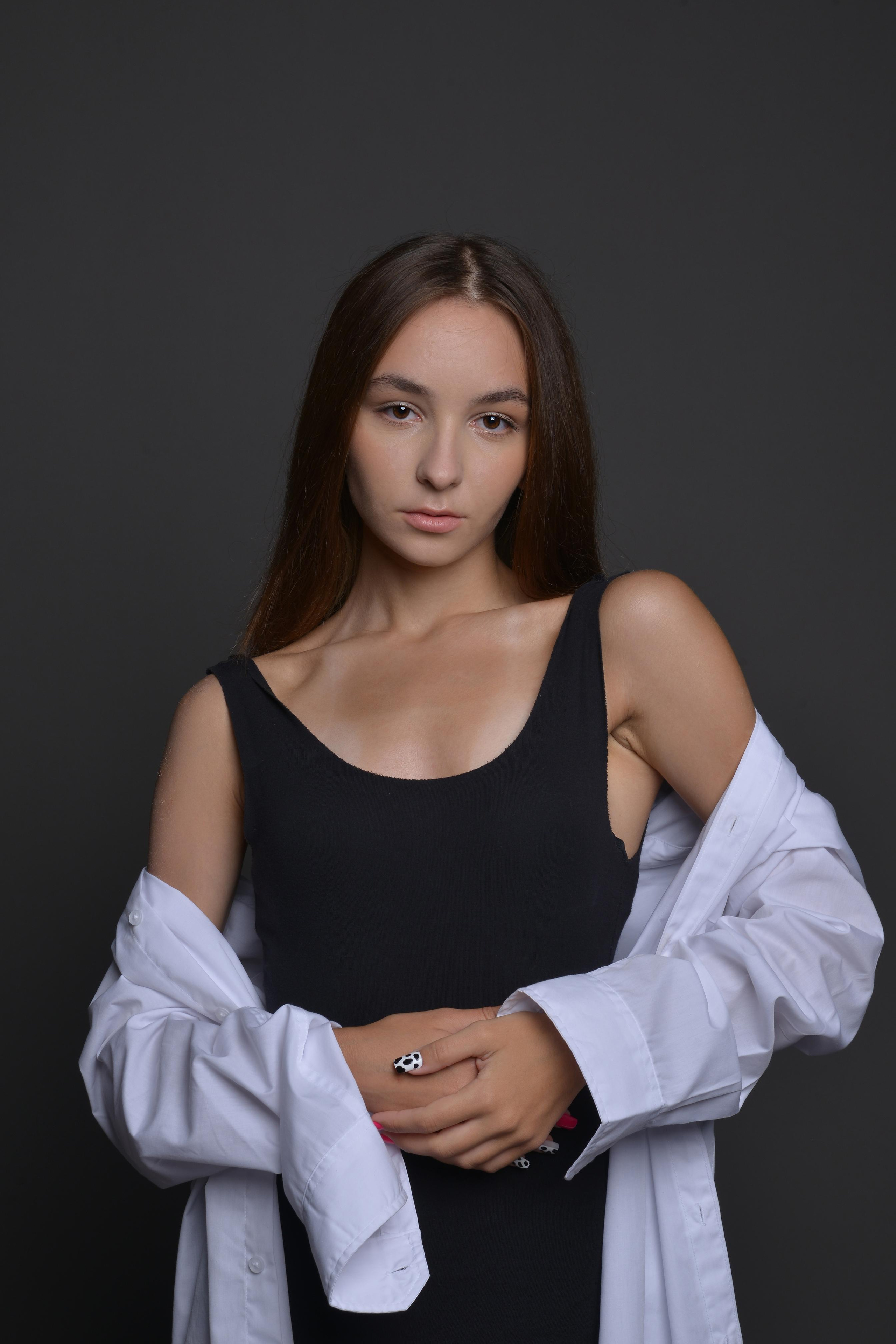 Модель для предметной съемки  Алина В Сочи| Sale Easy