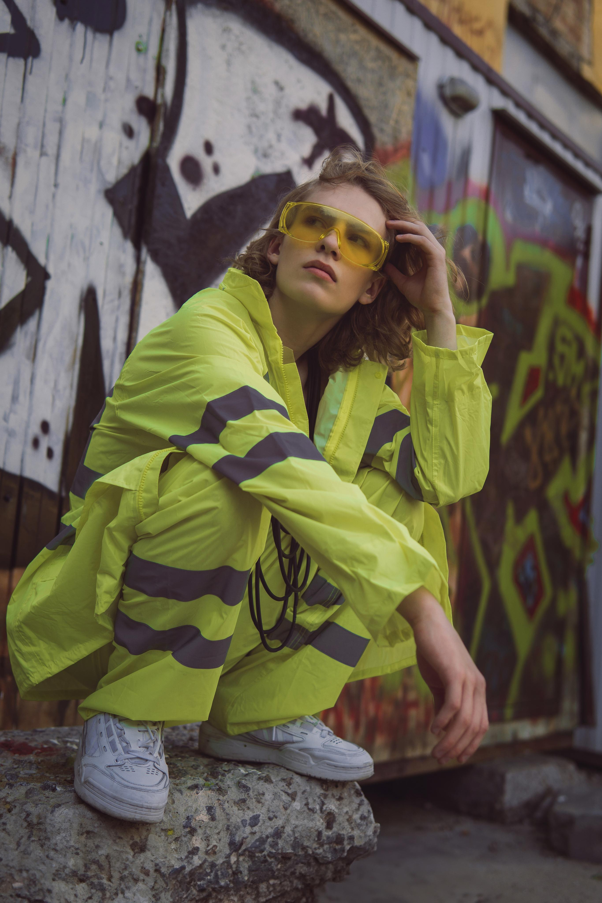 Модель для предметной съемки Александр Е С-Петербург | Sale Easy