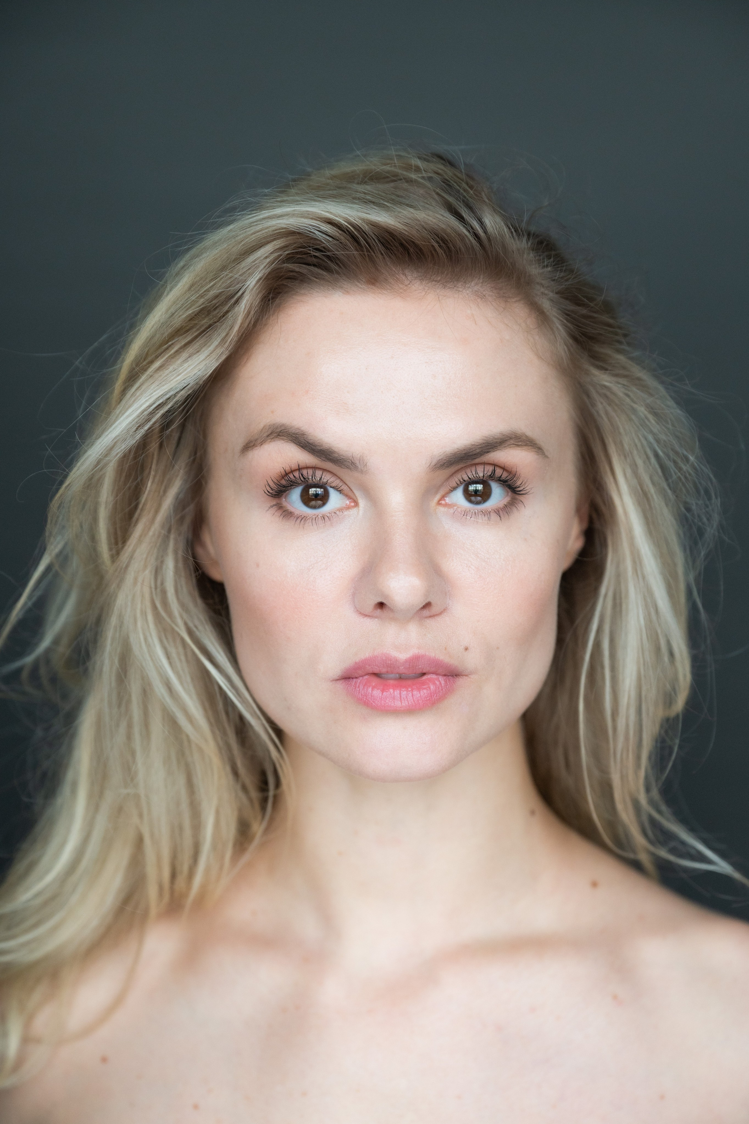 Модель для предметной съемки Ксения Ж Москва| Sale Easy