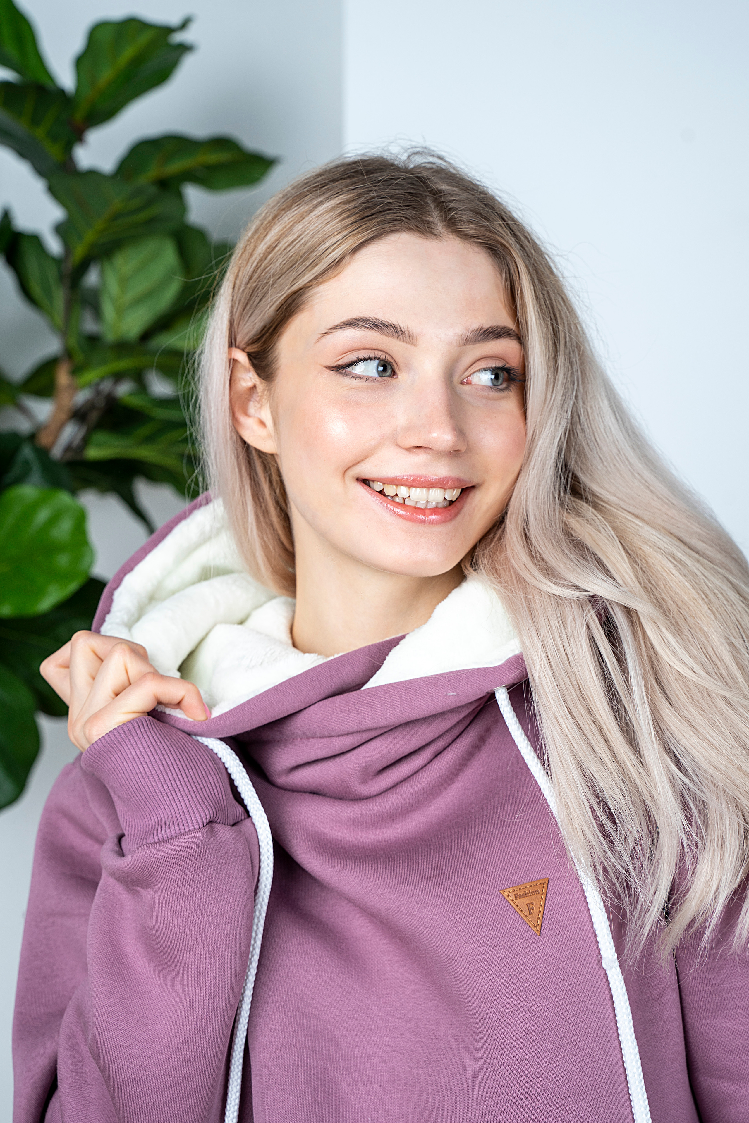 Портфолио. Фото женской одежды для маркетплейсов | Sale Easy