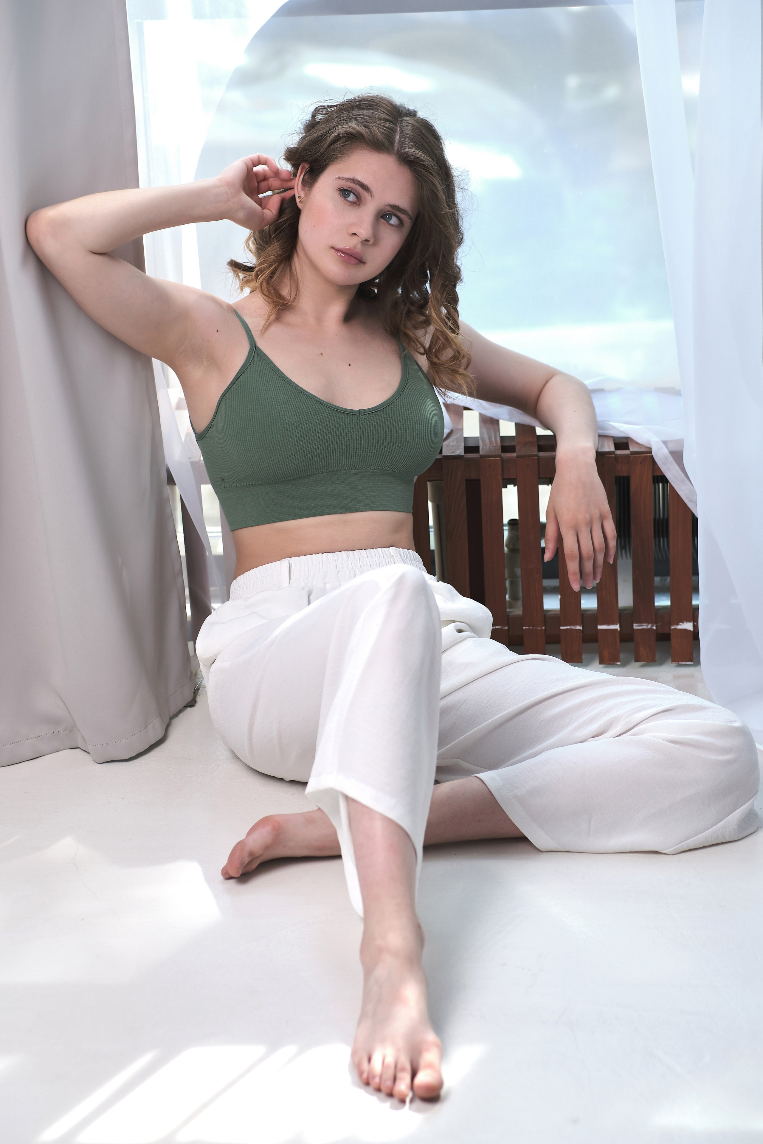 Модель для предметной съемки Владислава Н.Н.| Sale Easy