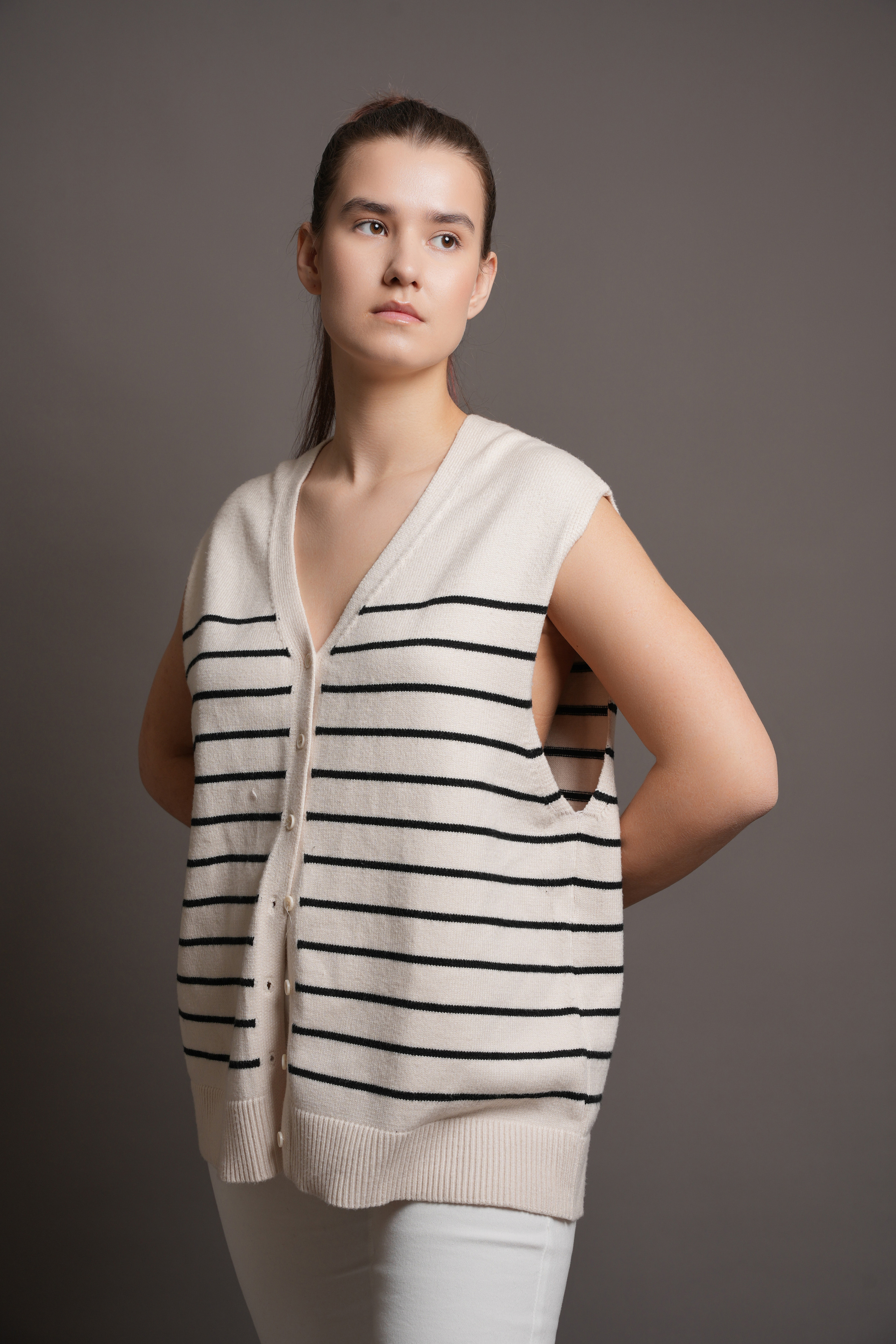 Модель для предметной съемки Элина А Казань| Sale Easy