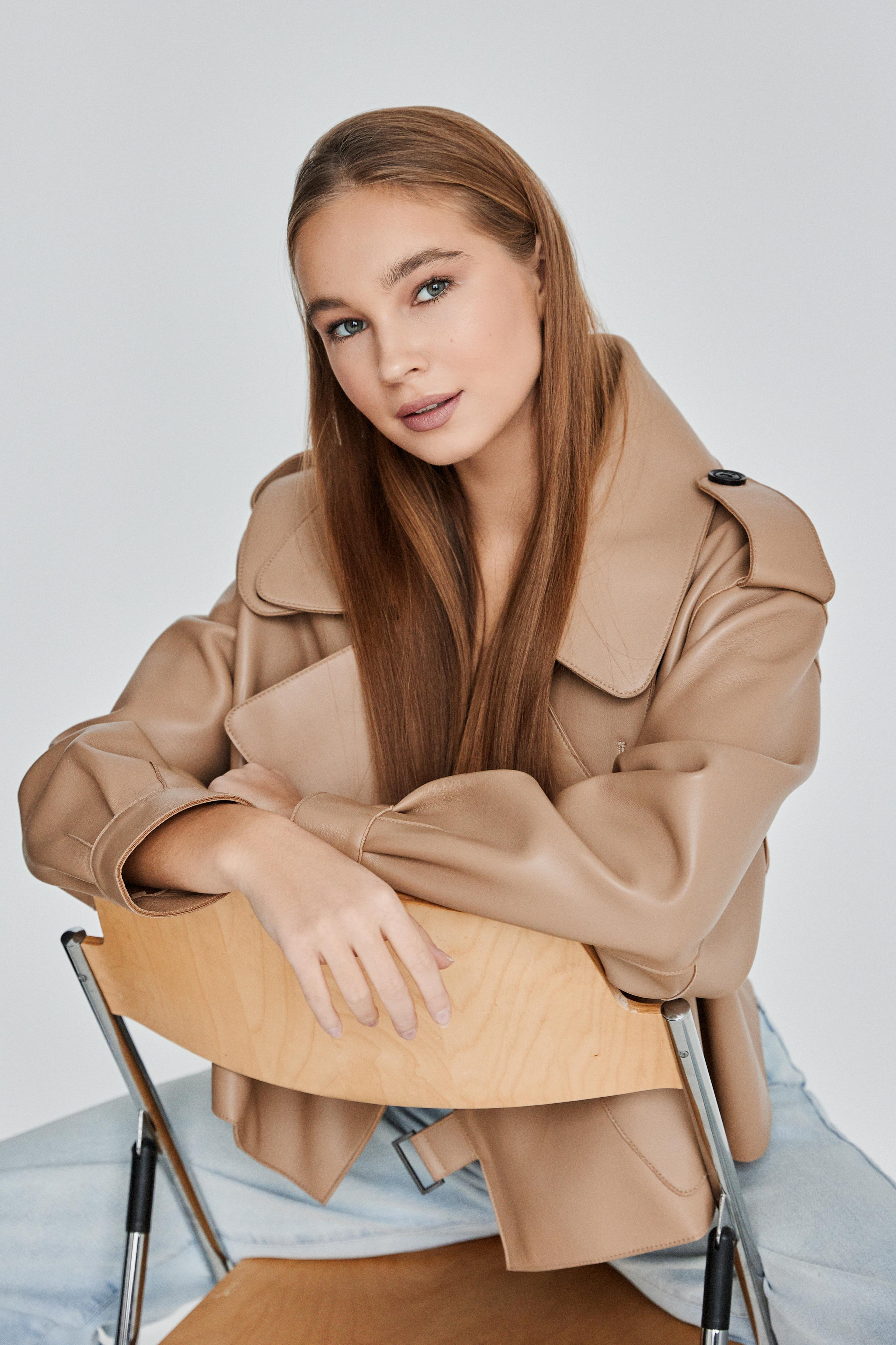 Модель для предметной съемки София Е Н.Новгород |Sale Easy