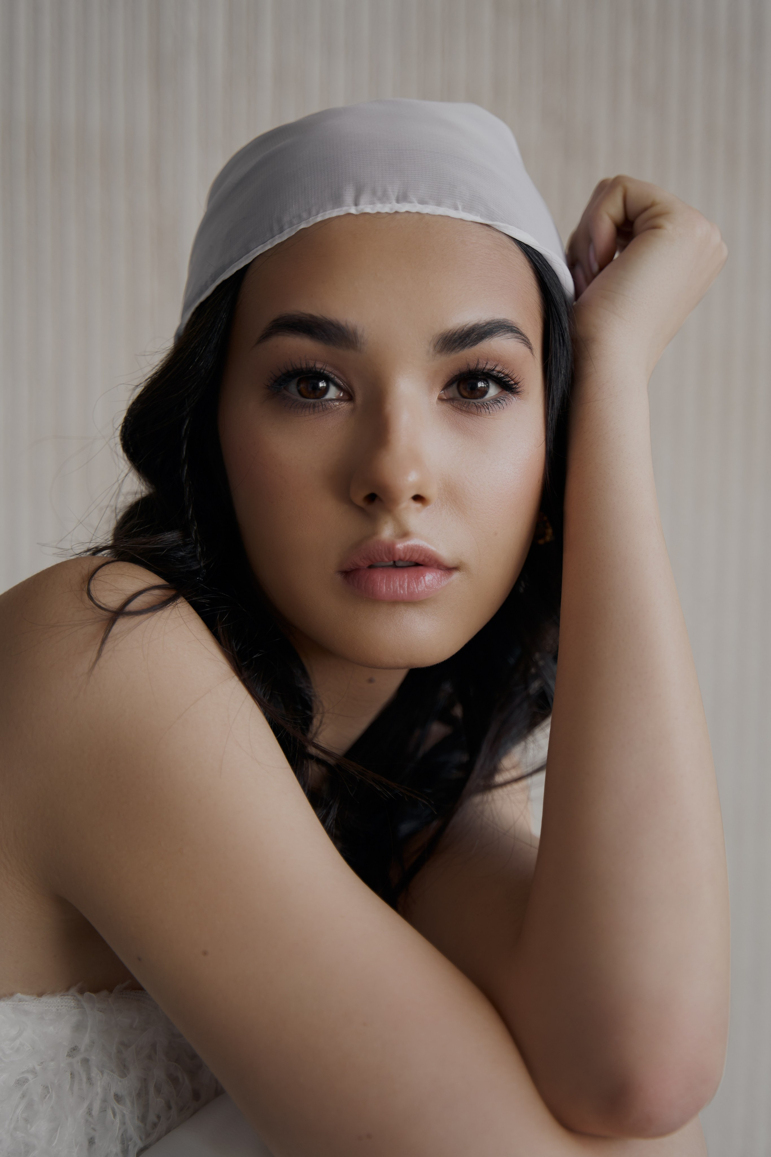 Модель для предметной съемки Виктория П. С.-Пб| Sale Easy