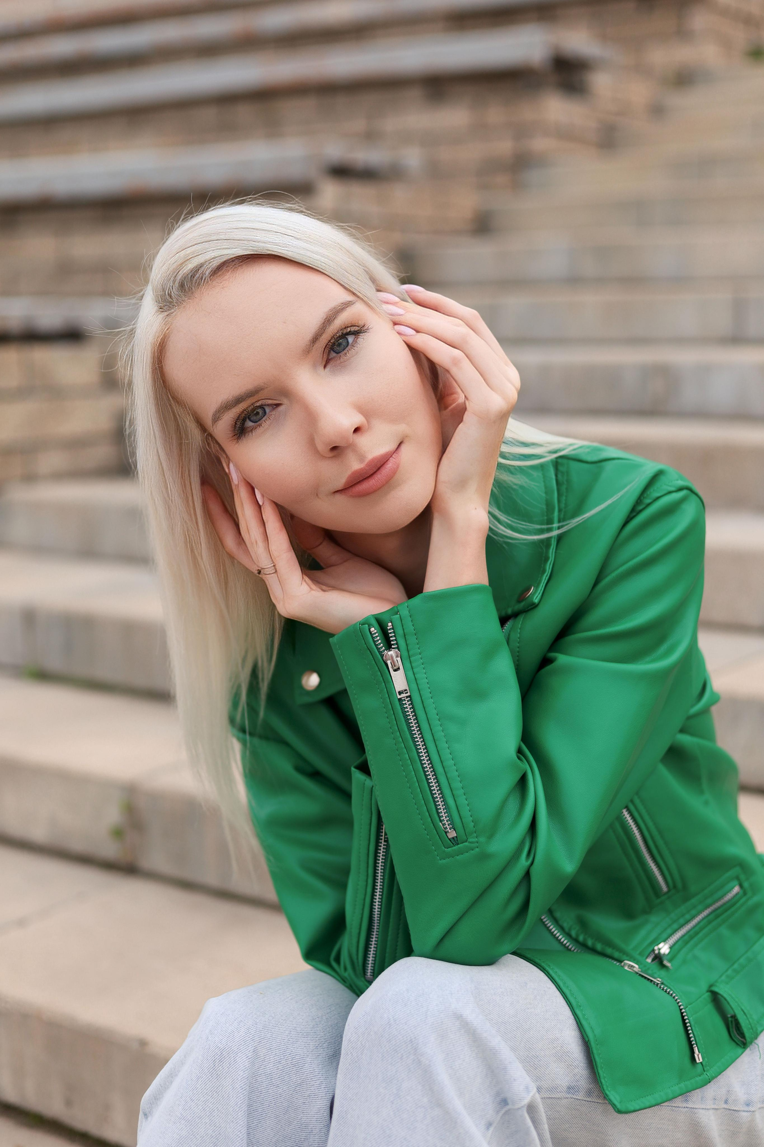 Модель для предметной съемки Валерия 5 Н.Новгород | Sale Easy