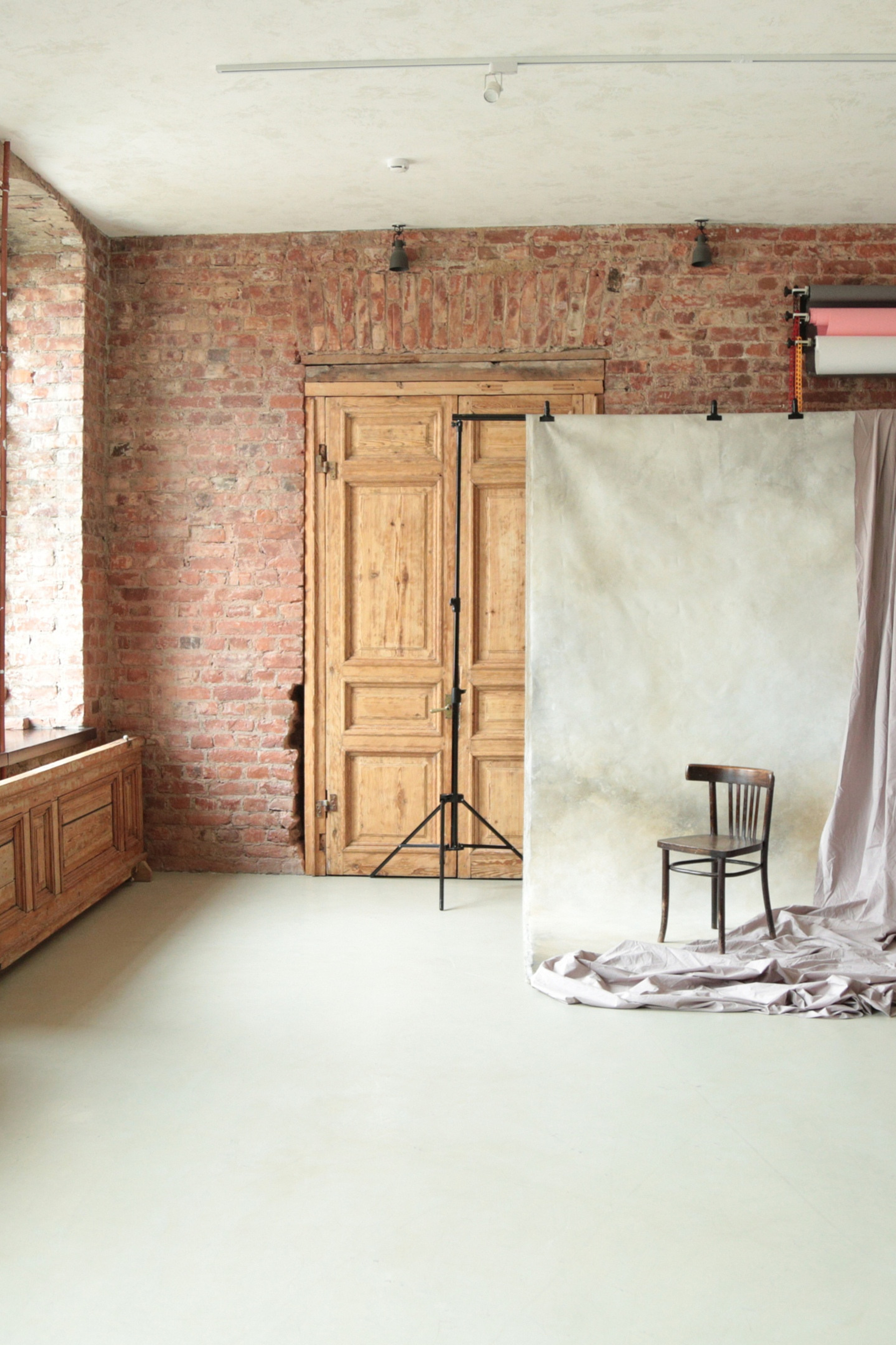 Студия STATE — зал BIG для предм. съемки С.-Пб|Sale Easy