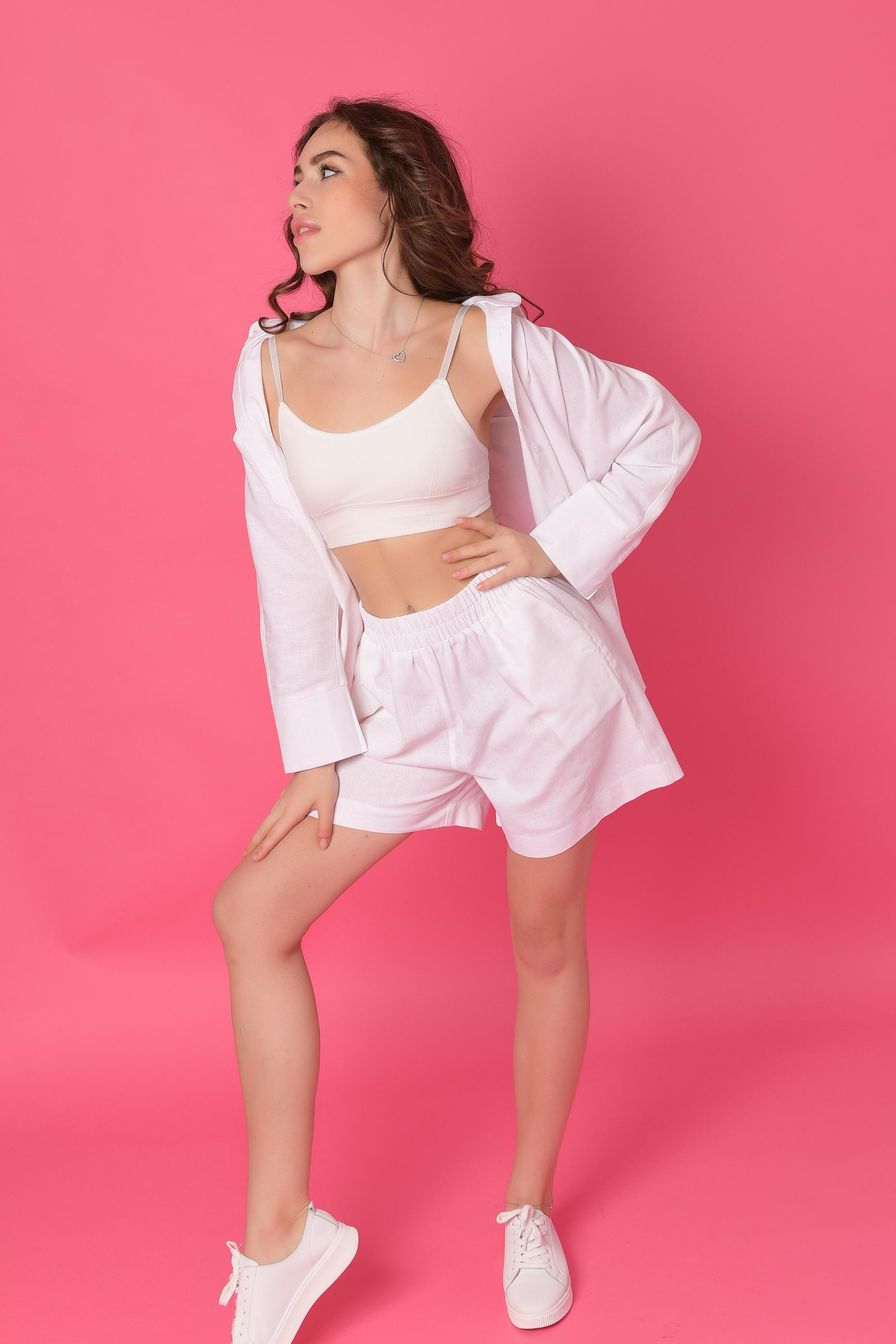 Модель для предметной съемки красотка Виктория В.Москва| Sale Easy