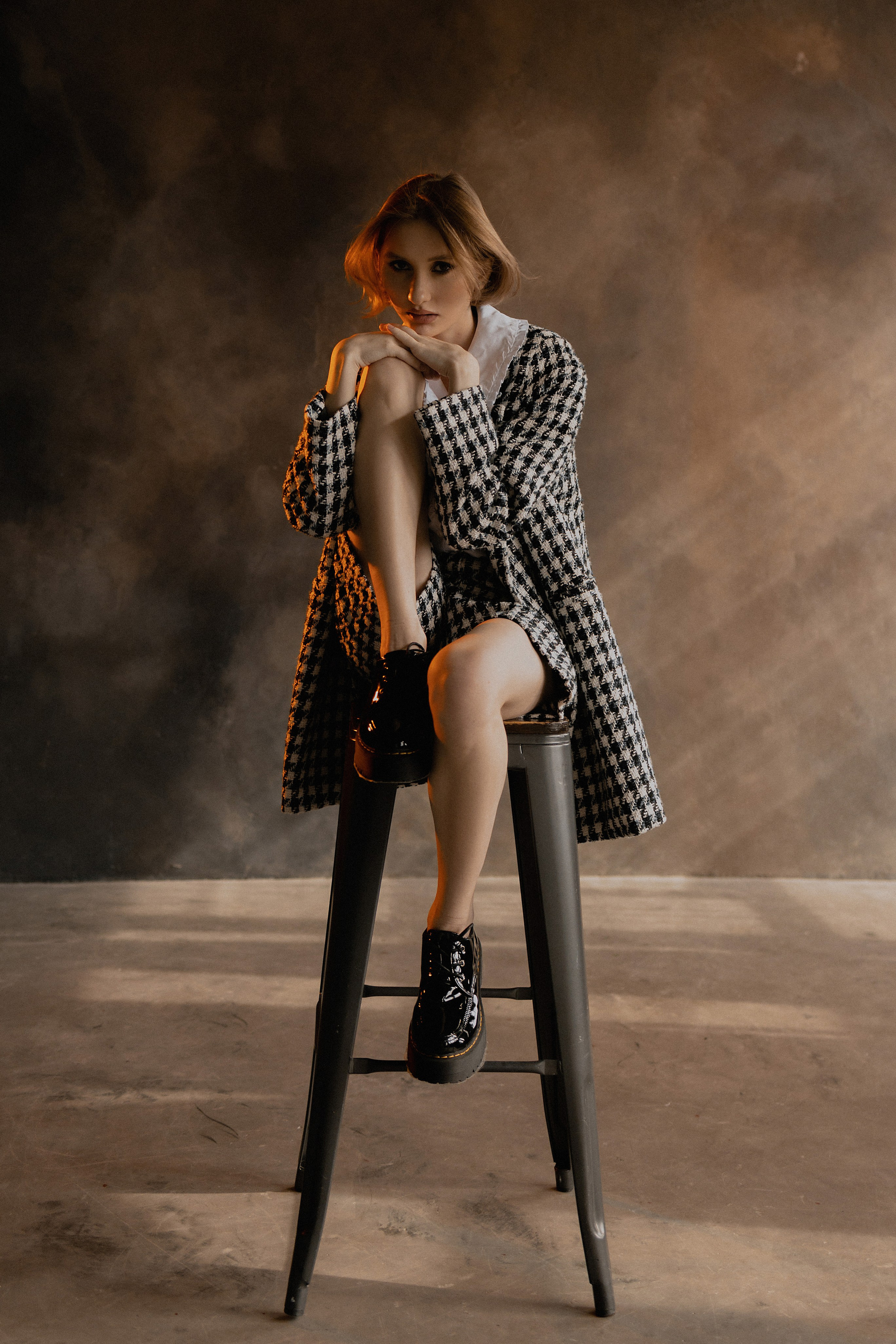 Модель для предметной съемки Кристина Красноярск| Sale Easy