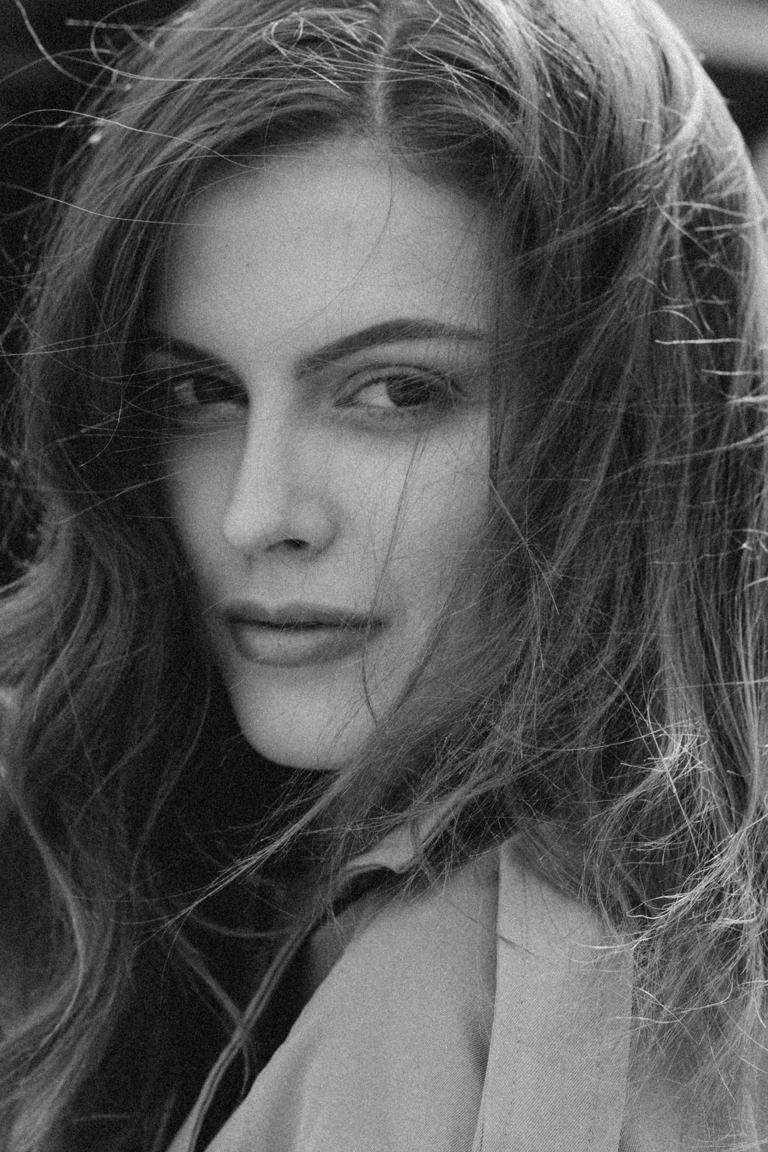 Модель для предметной съемки Анна Ф. Н.Н.| Sale Easy