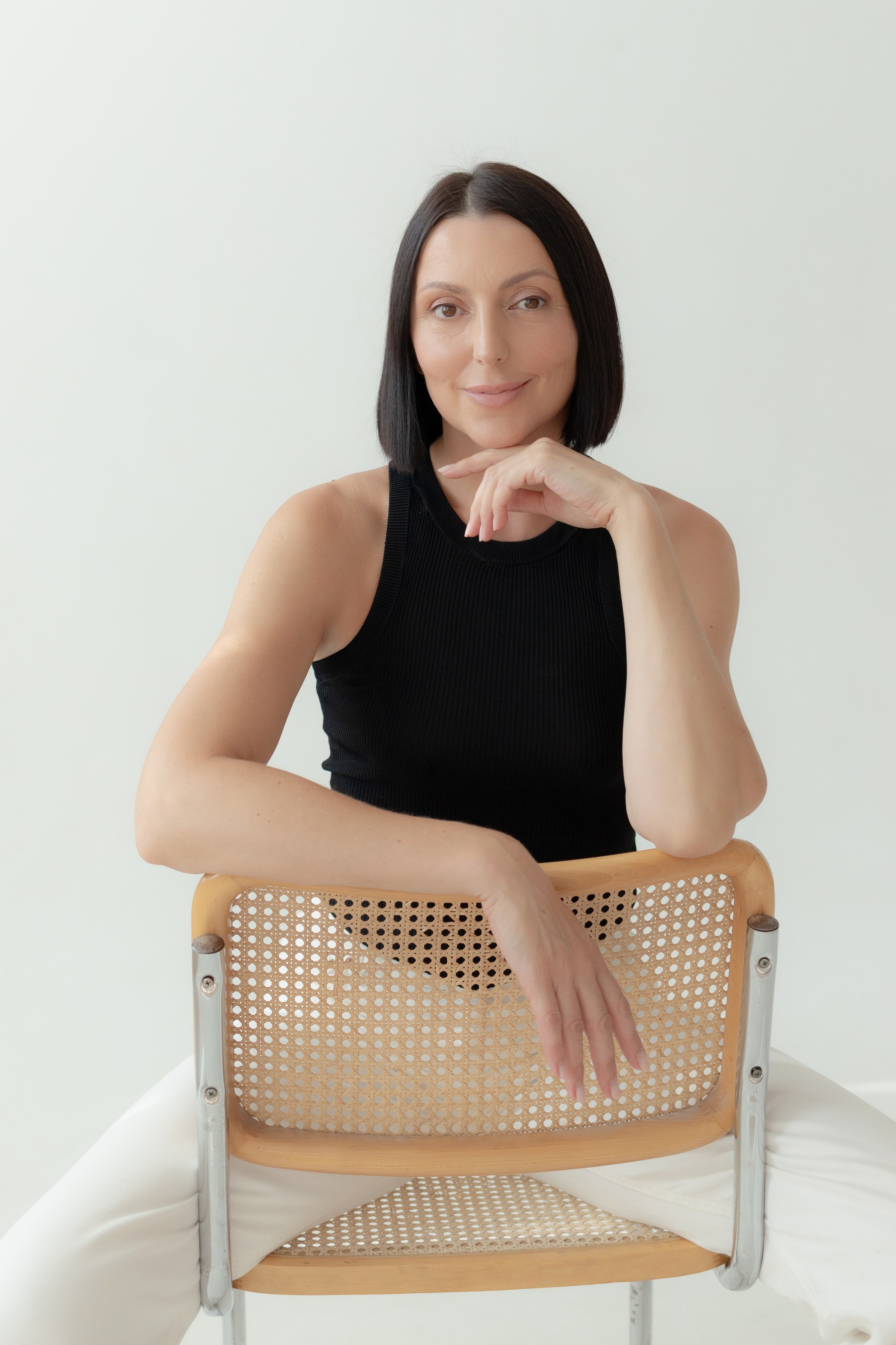 Модель для предметной съемки Евгения Д. С.-Пб| Sale Easy