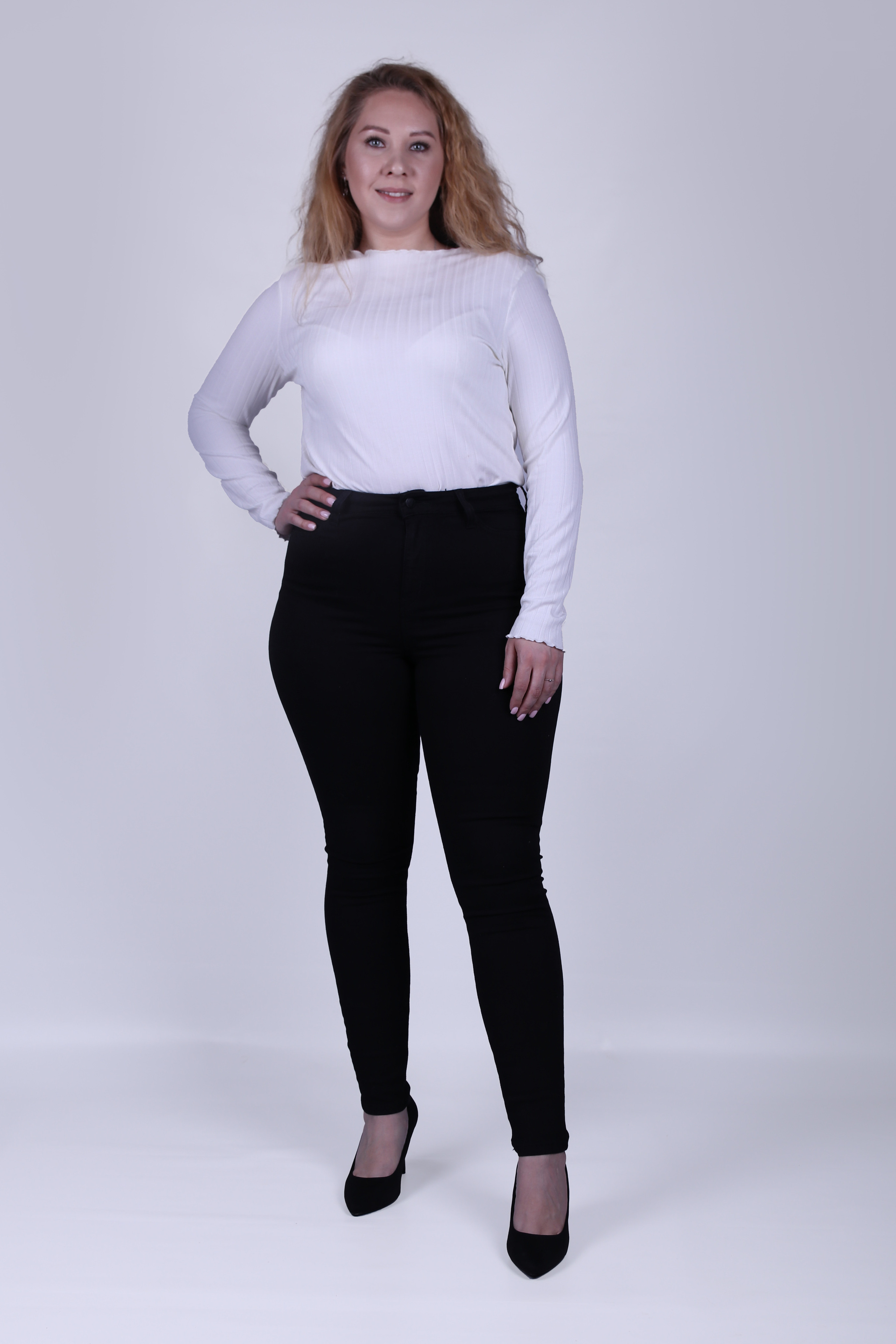 Модель plus size для предметной съемки Алина Д Н.Новгород | Sale Easy