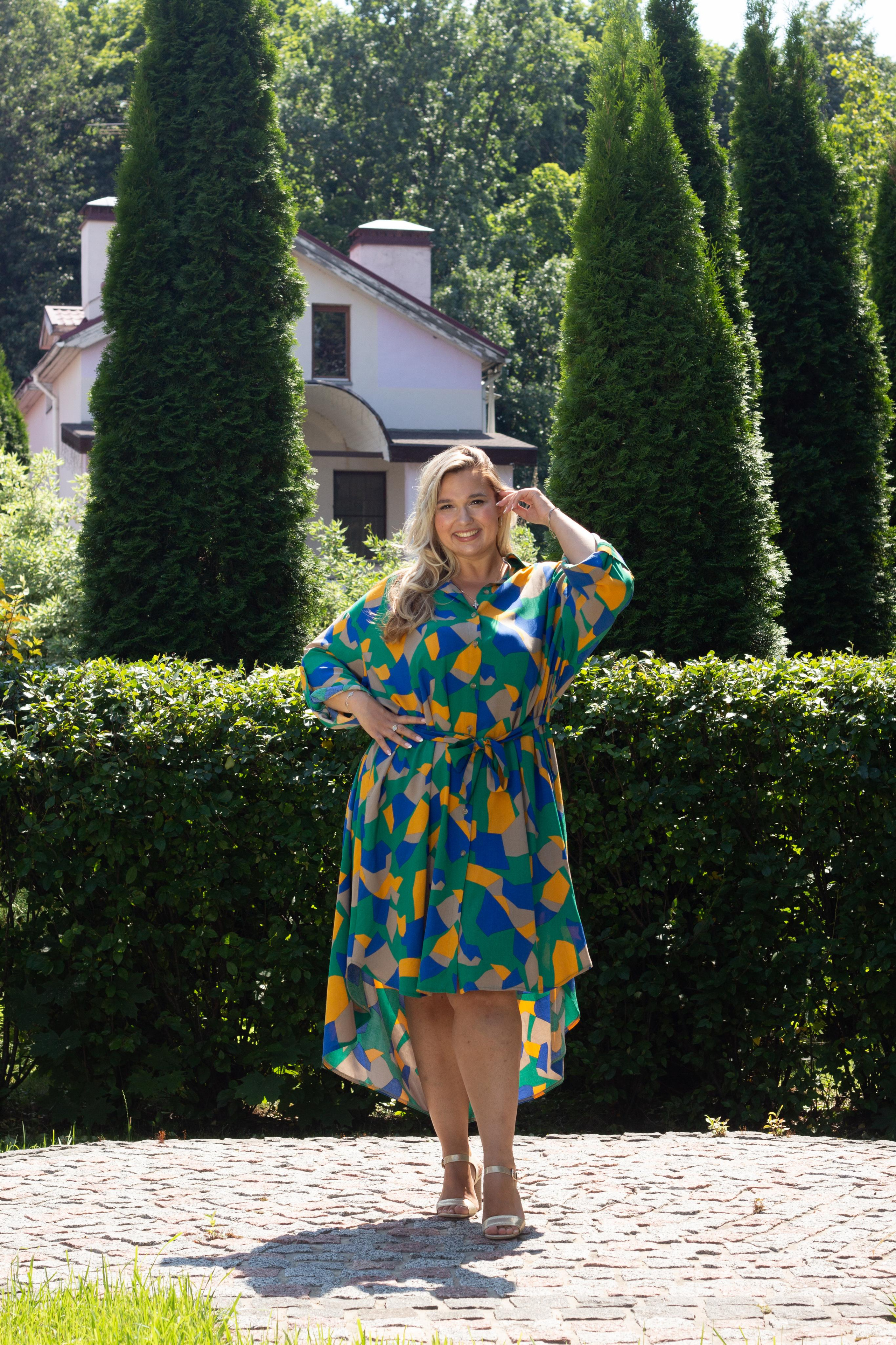 Модель plus size для съемок на маркетплейс Виктория У.Москва | Sale E