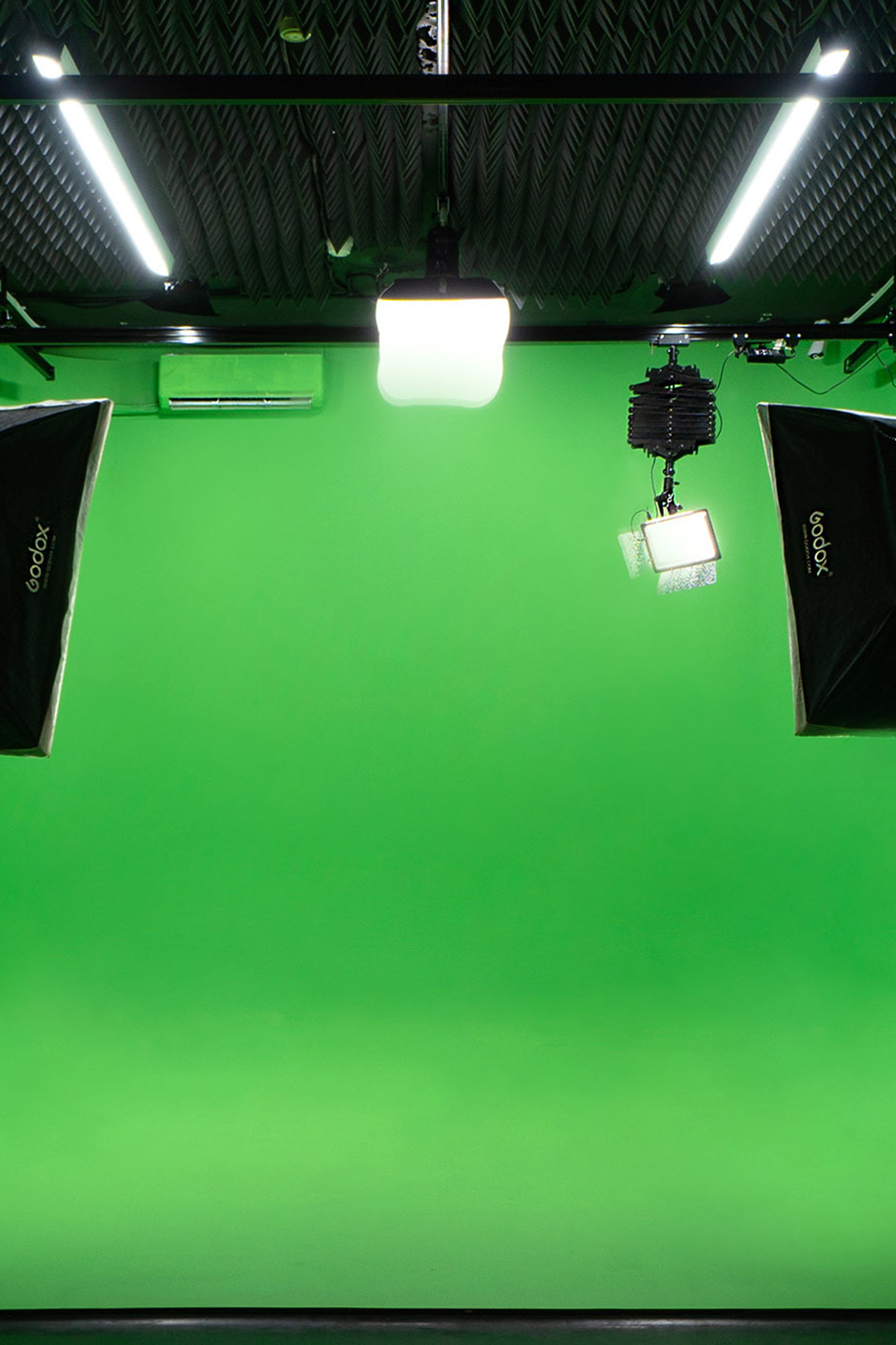 Студия zolotov.studio — локация Циклорама с хромакеем С.-Пб|Sale Easy