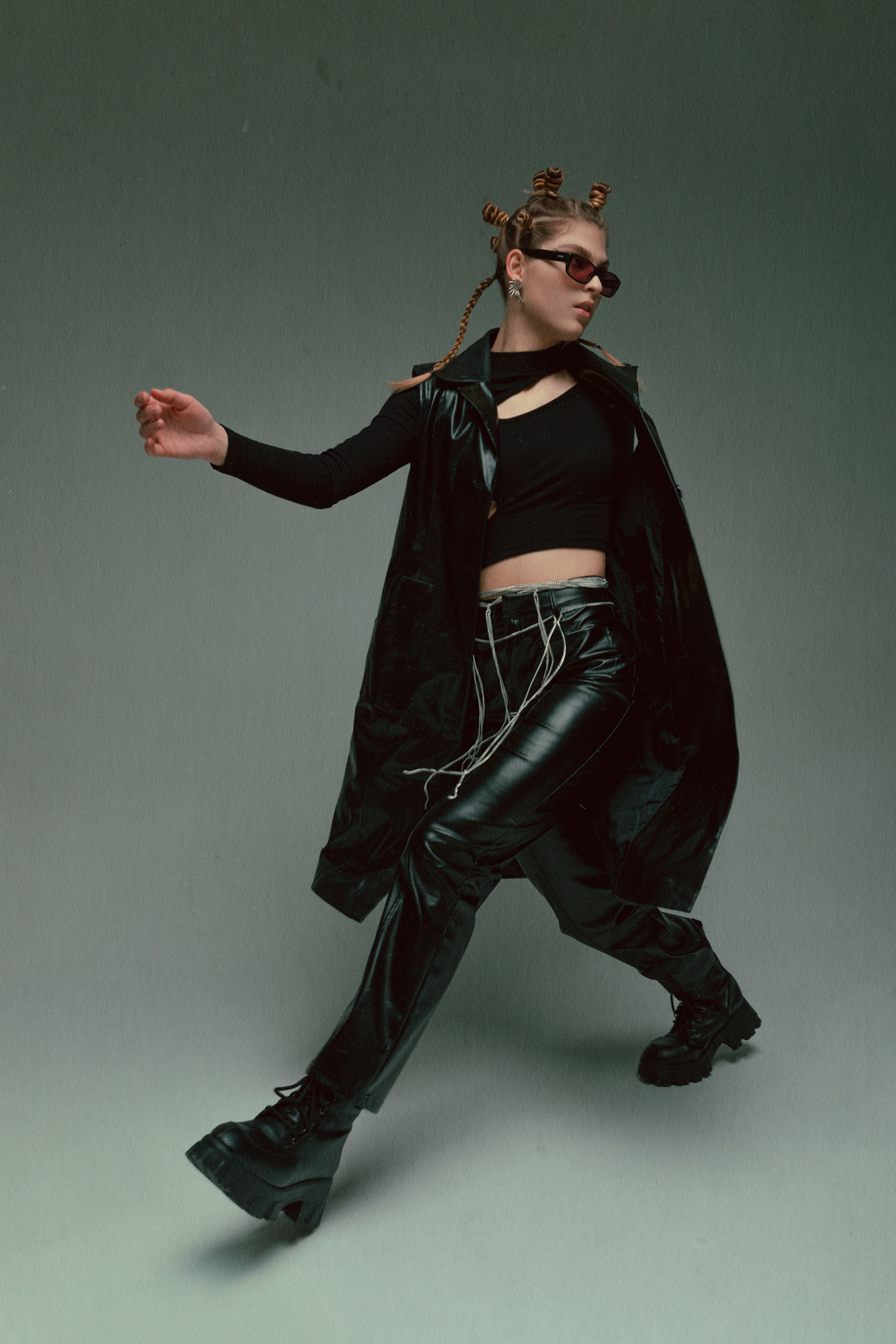 Модель для съемки фото для маркетплейса Анна 2 Н.Новгород | Sale Easy