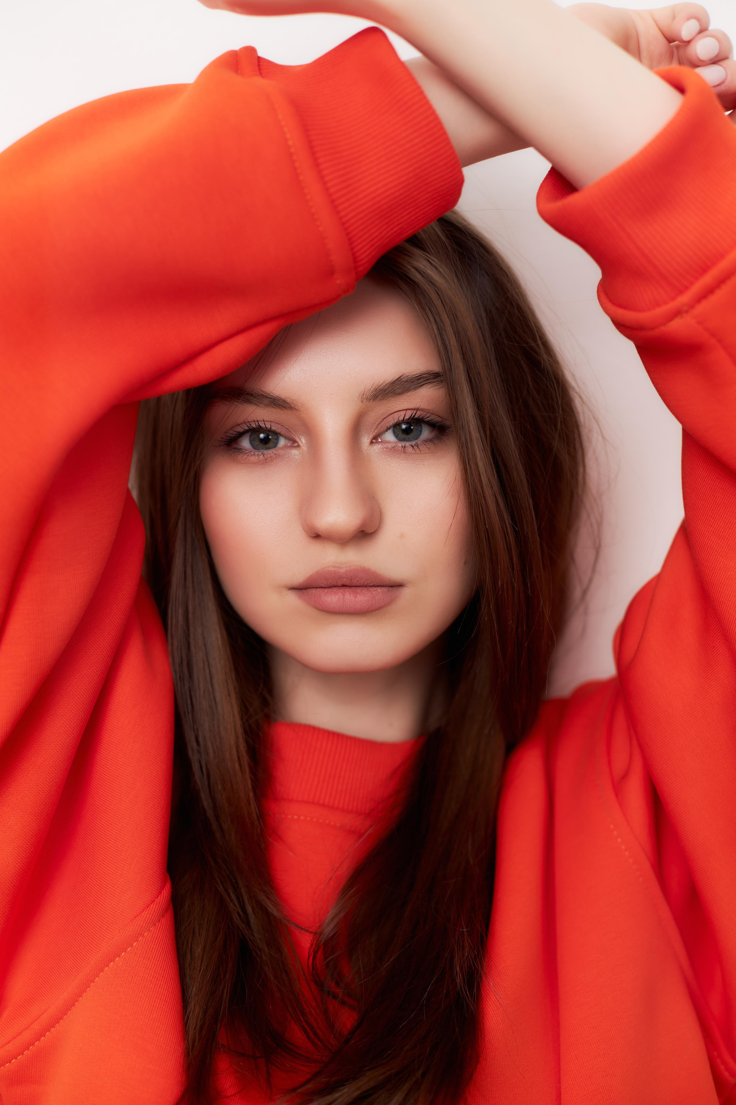 Модель для предметной съемки Варвара Москва| Sale Easy