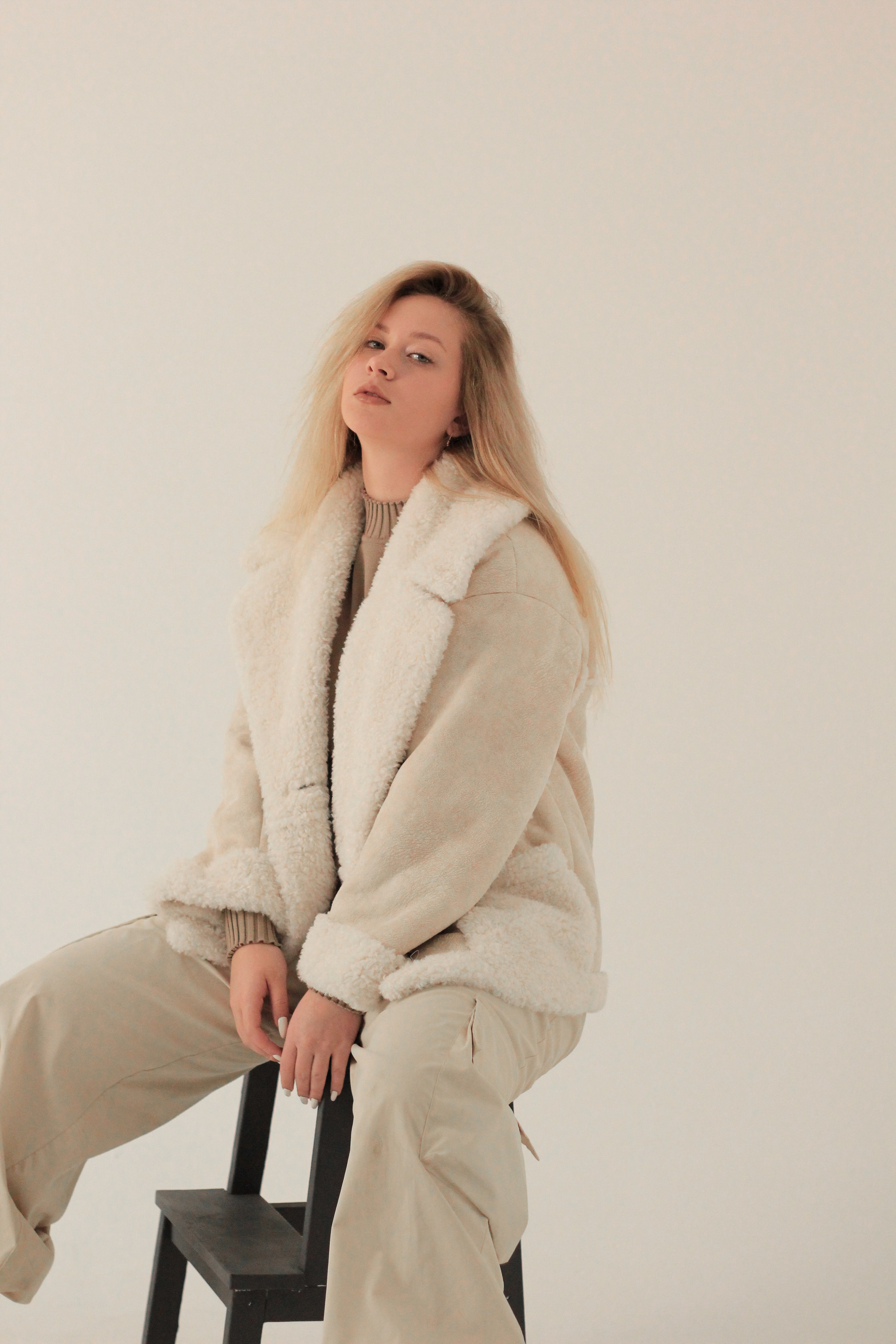 Модель для предметной съемки Марина id 16054 Казань| Sale Easy