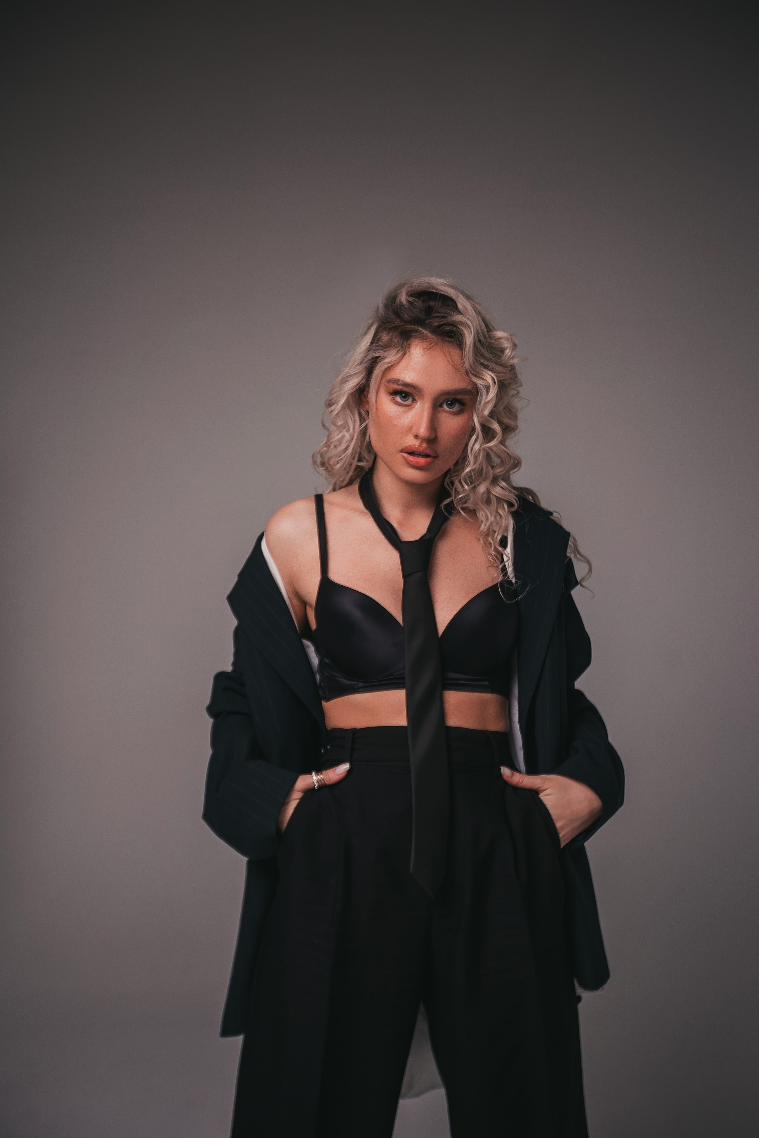 Модель для предметной съемки Алина У. С.-Пб| Sale Easy