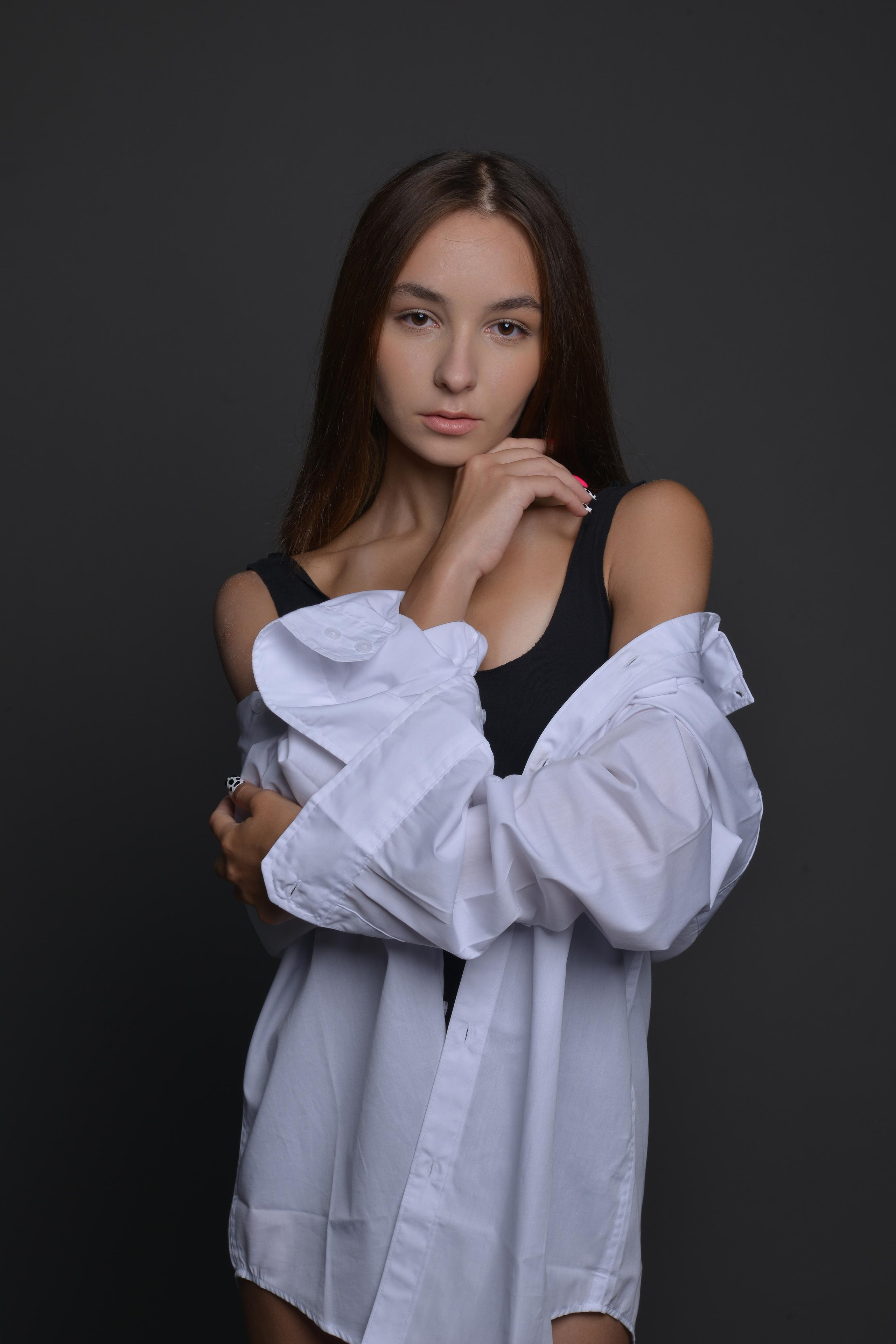 Модель для предметной съемки  Алина В Сочи| Sale Easy