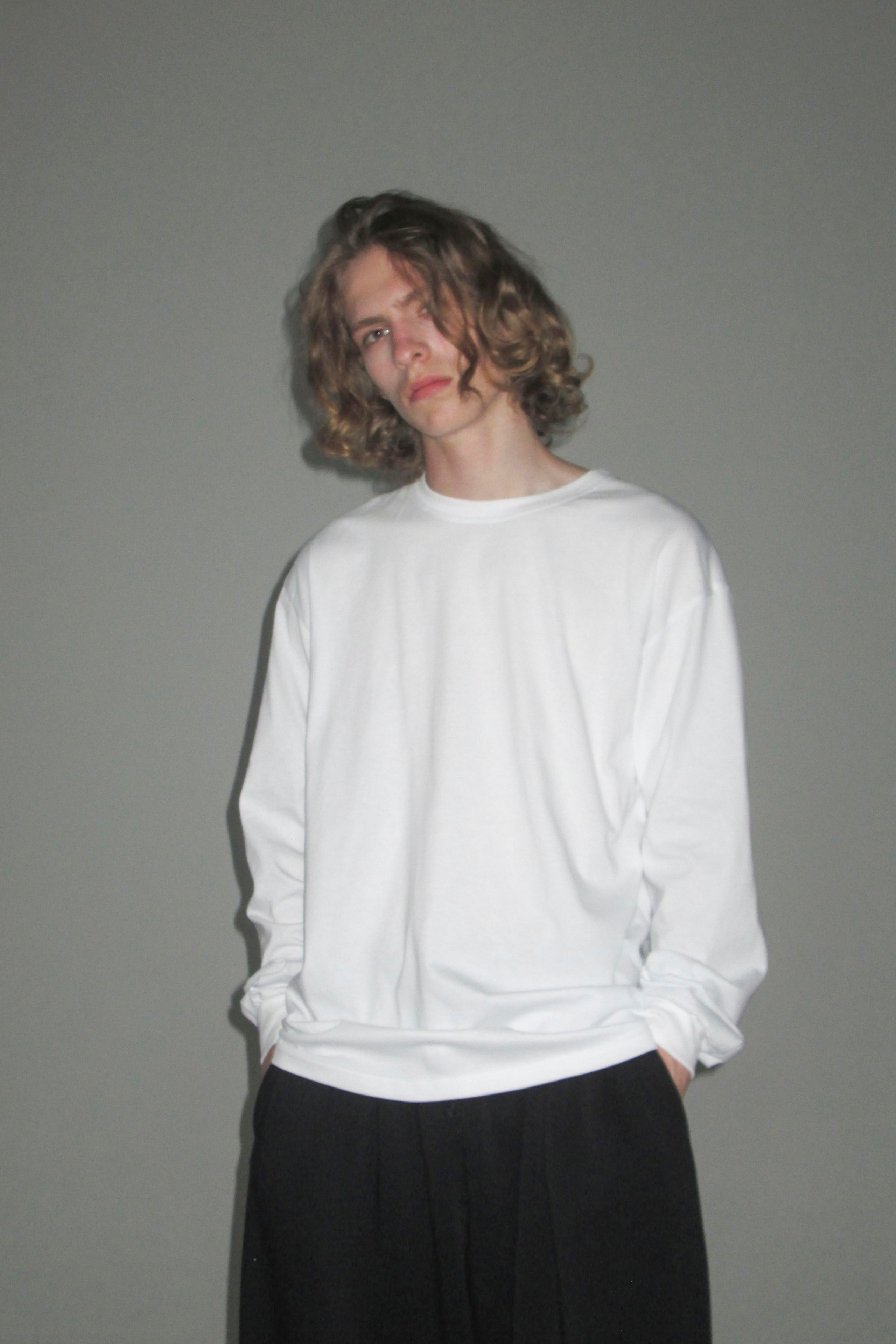 Модель для предметной съемки Александр Е С-Петербург | Sale Easy