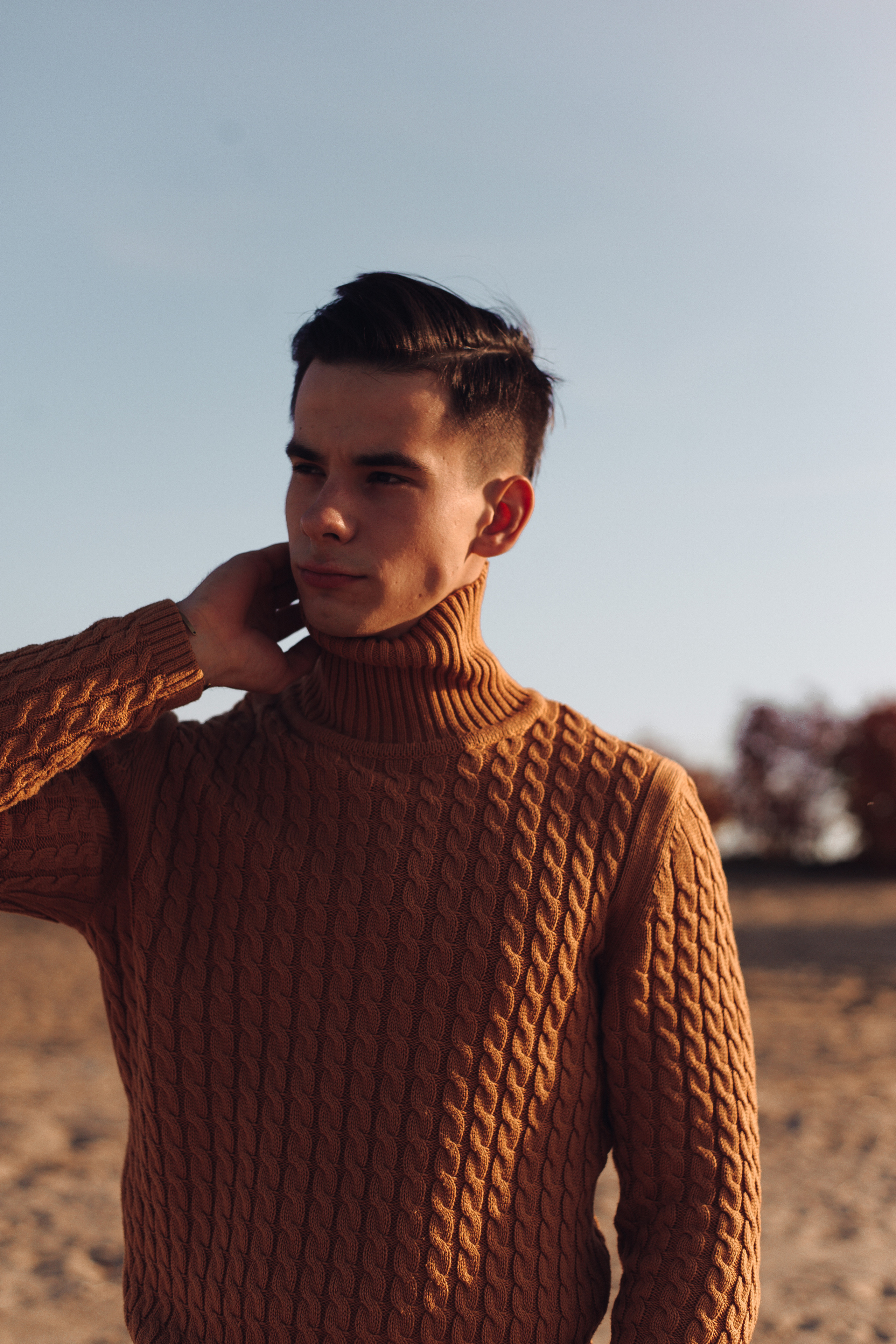 Модель для съемки на маркетплейсы Никита Б Казань| Sale Easy