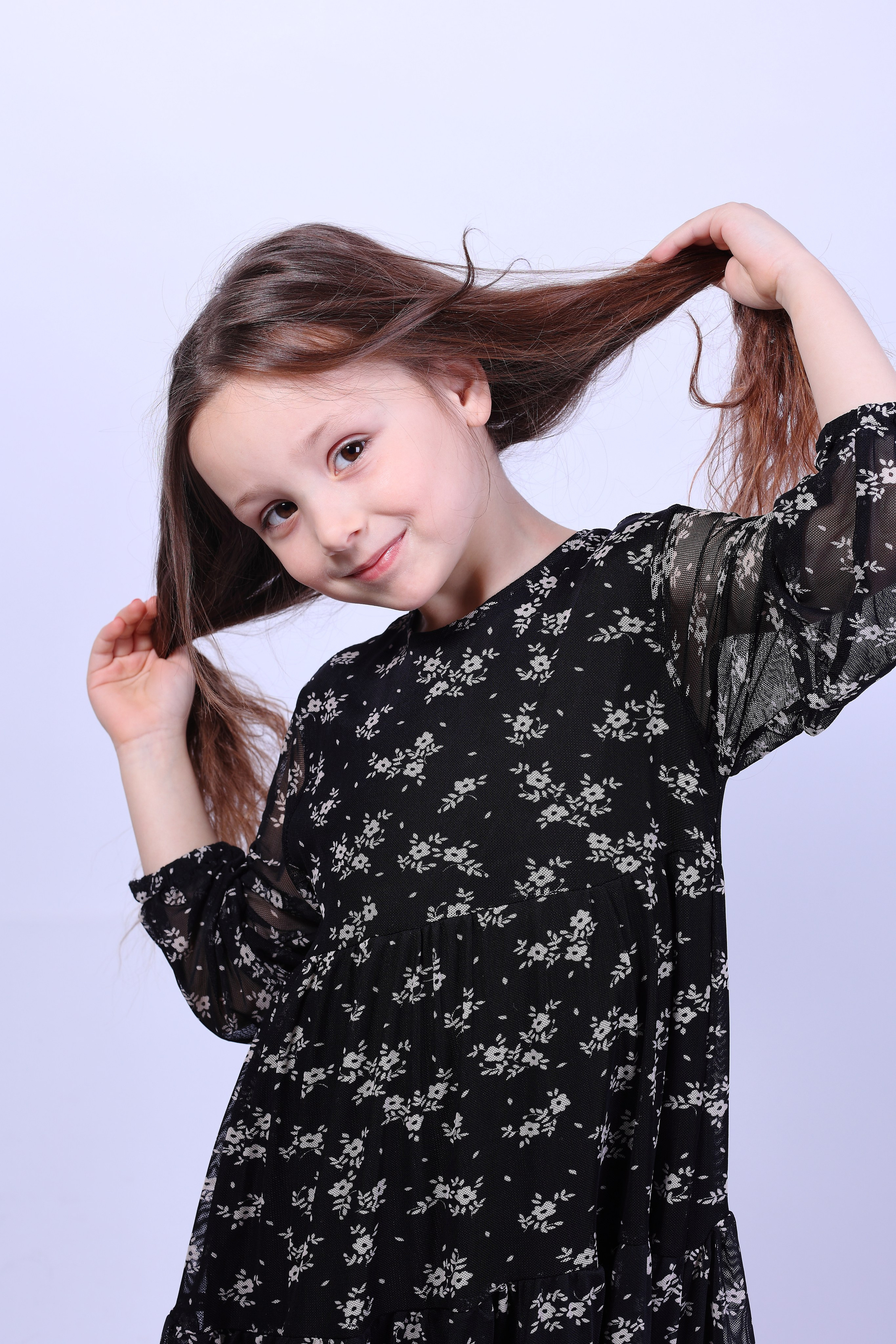 Модель для предметной съемки Виктория Н. Н.Н.| Sale Easy