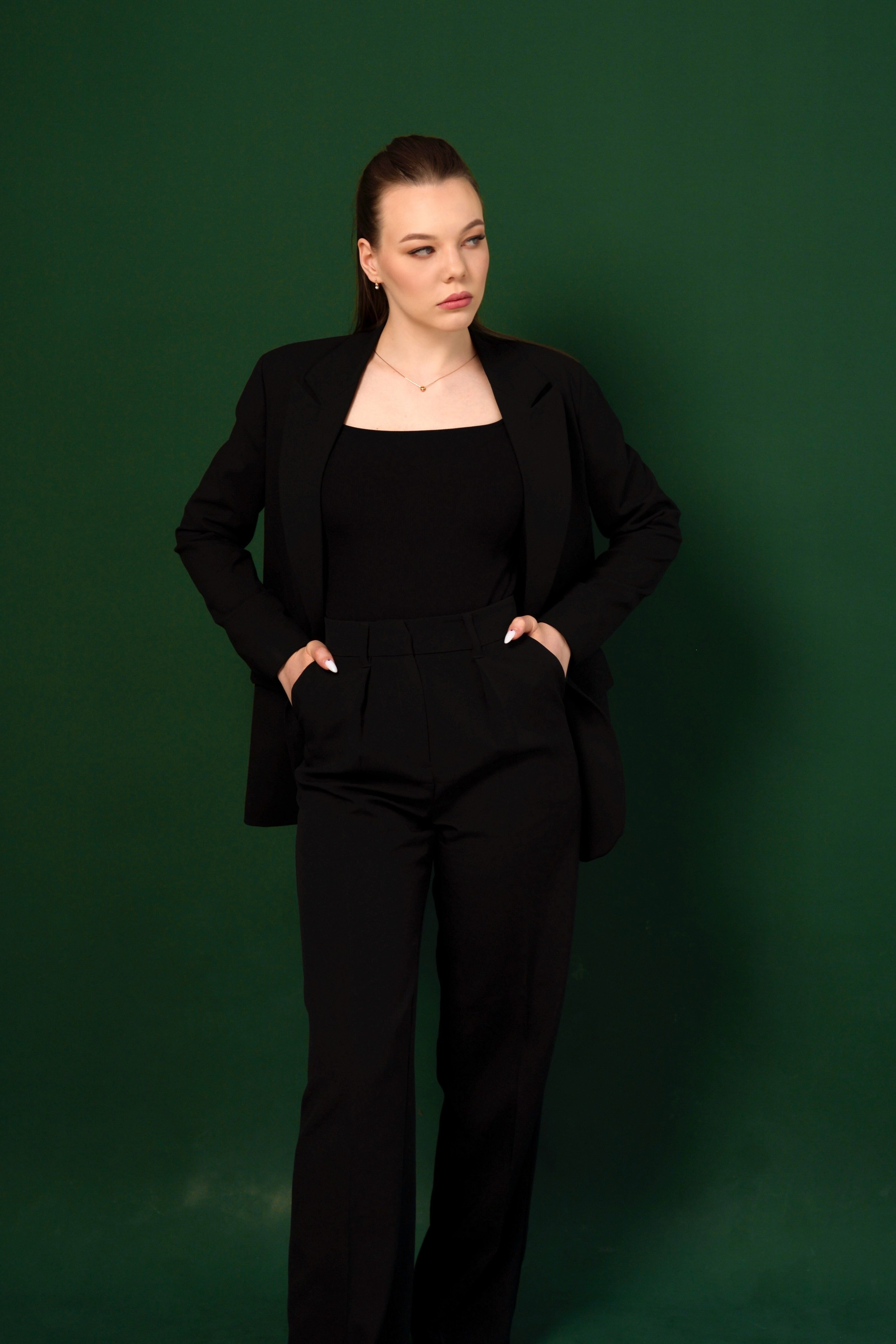 Модель для предметной съемки Настя 3 Н.Новгород | Sale Easy