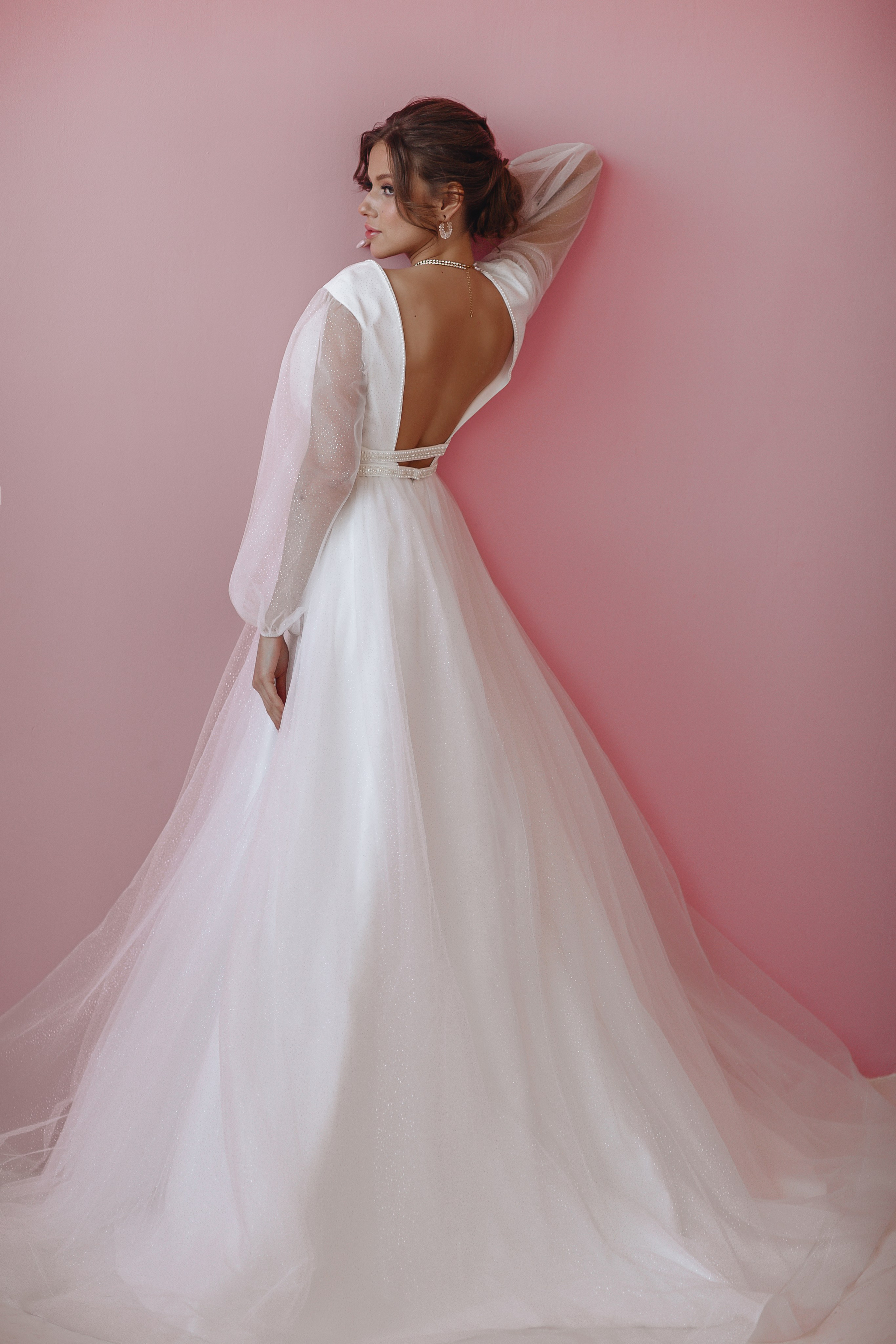 Модель для съемки фото для маркетплейса Эльмира Москва | Sale Easy