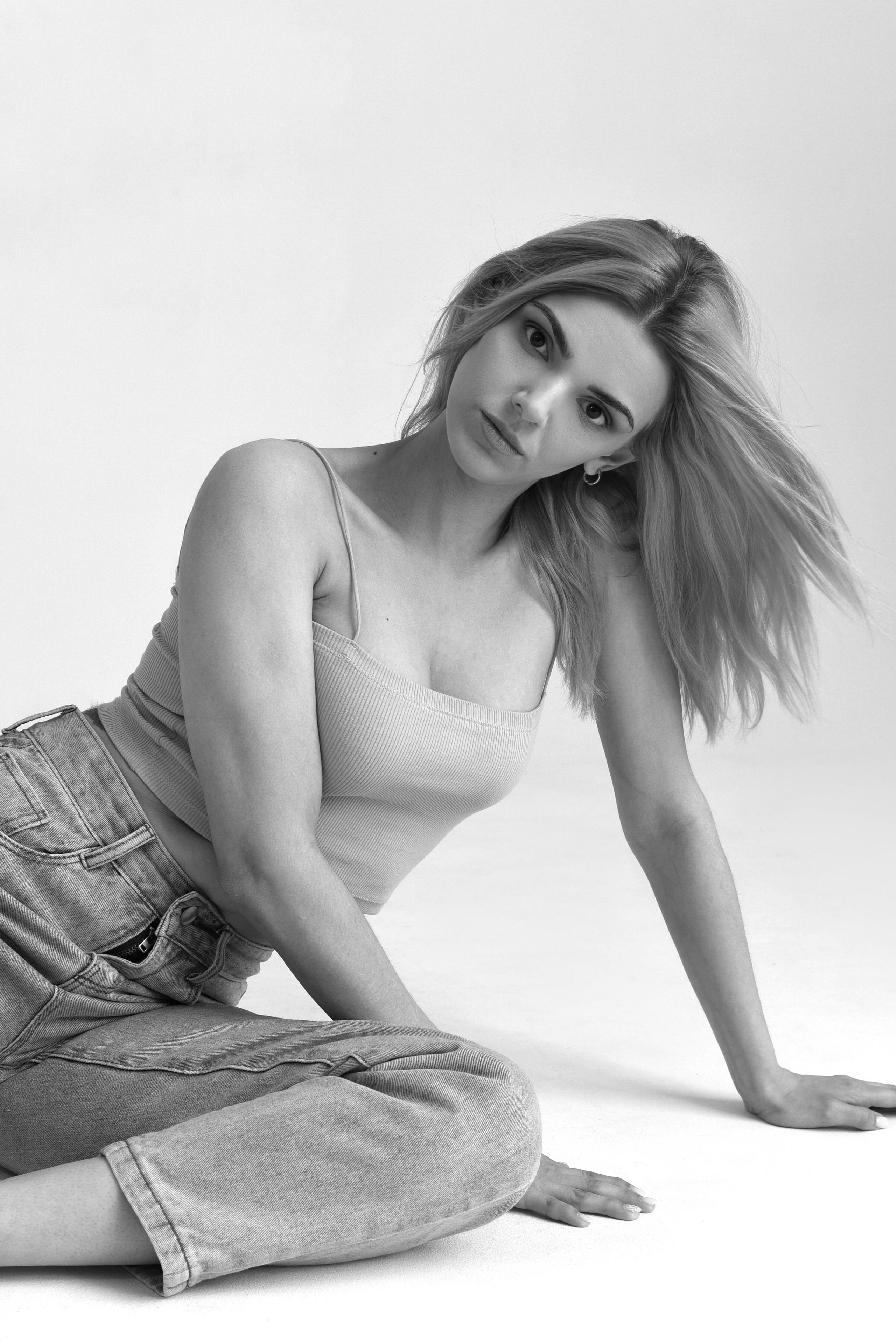 Модель для предметной съемки Маргарита Б.С-Петербург | Sale Easy