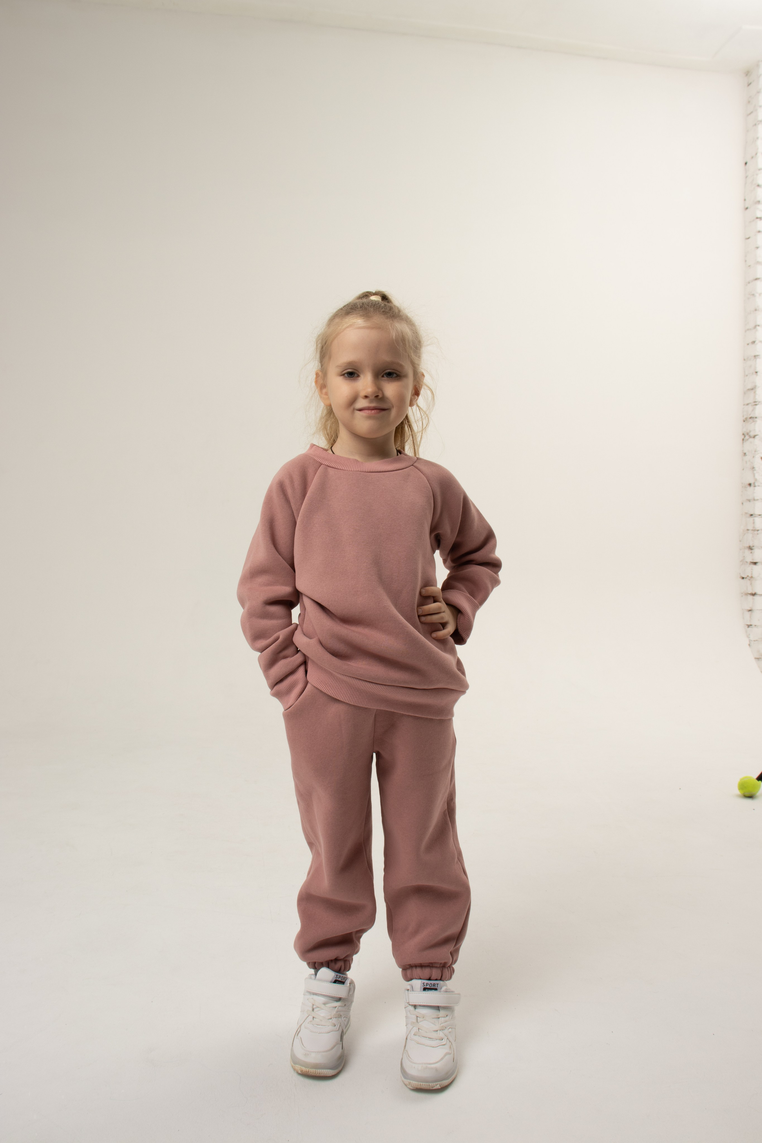 Модель для предметной съемки девочка Василиса В. С.-Пб| Sale Easy