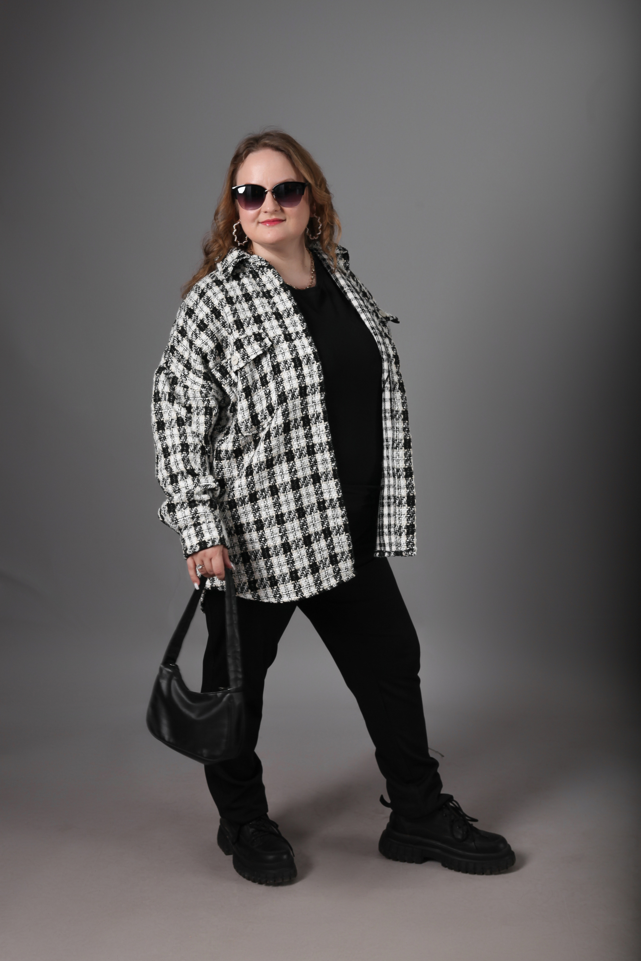 Модель plus size  для предметной съемки Света Б.  Новосибирск|Sale Eas