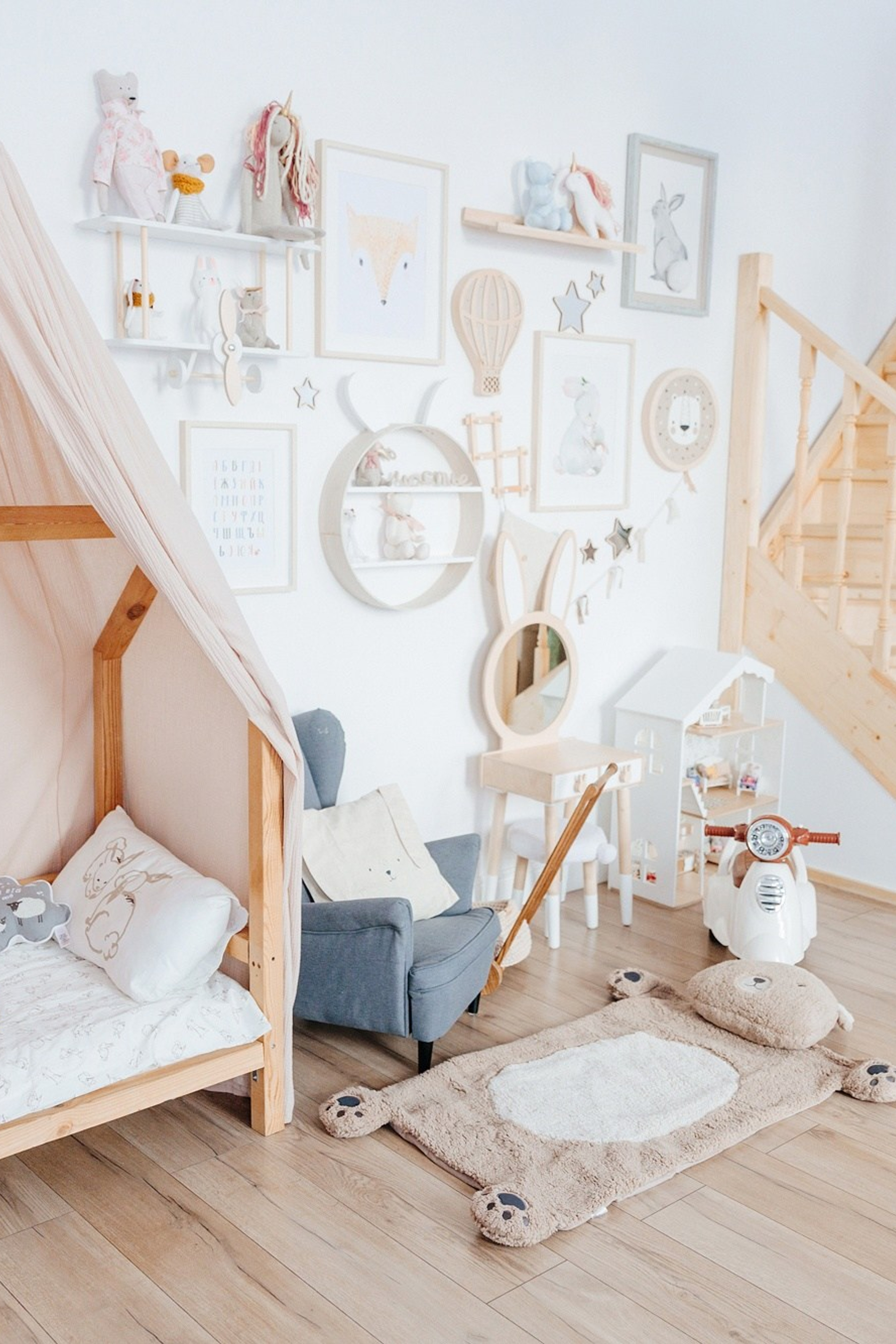 Студия для предметной съемки INSIDE — Баланс Москва | Sale Easy