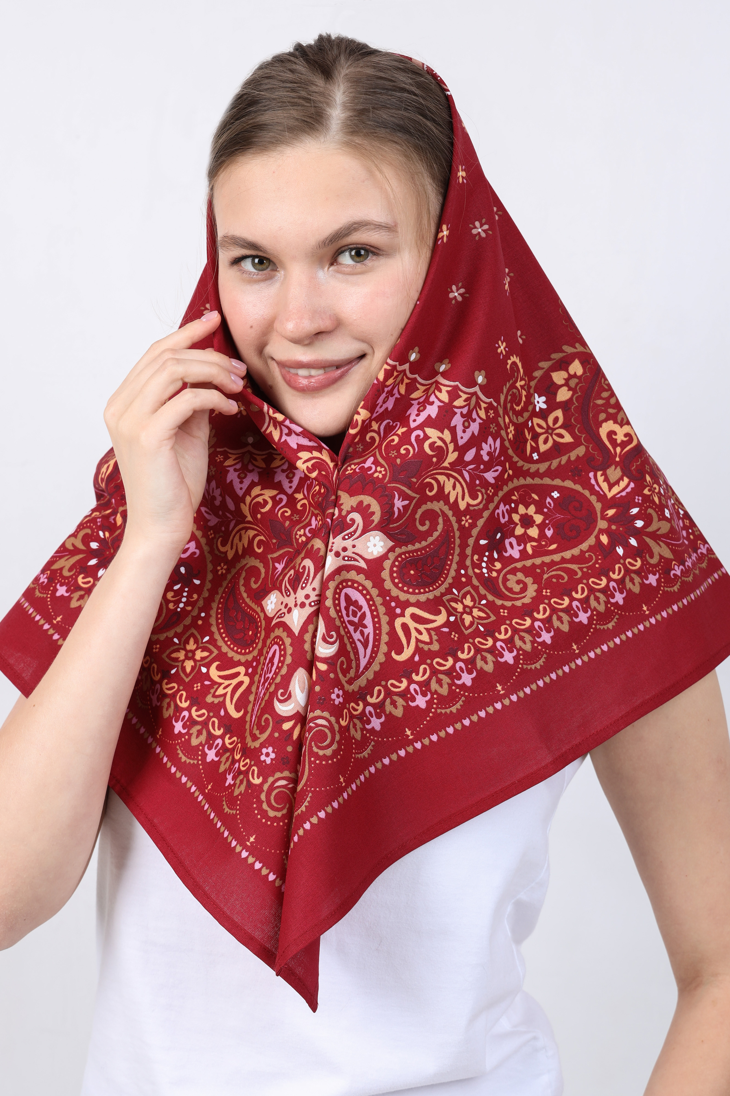 Портфолио. Фото головных уборов для маркетплейсов | Sale Easy