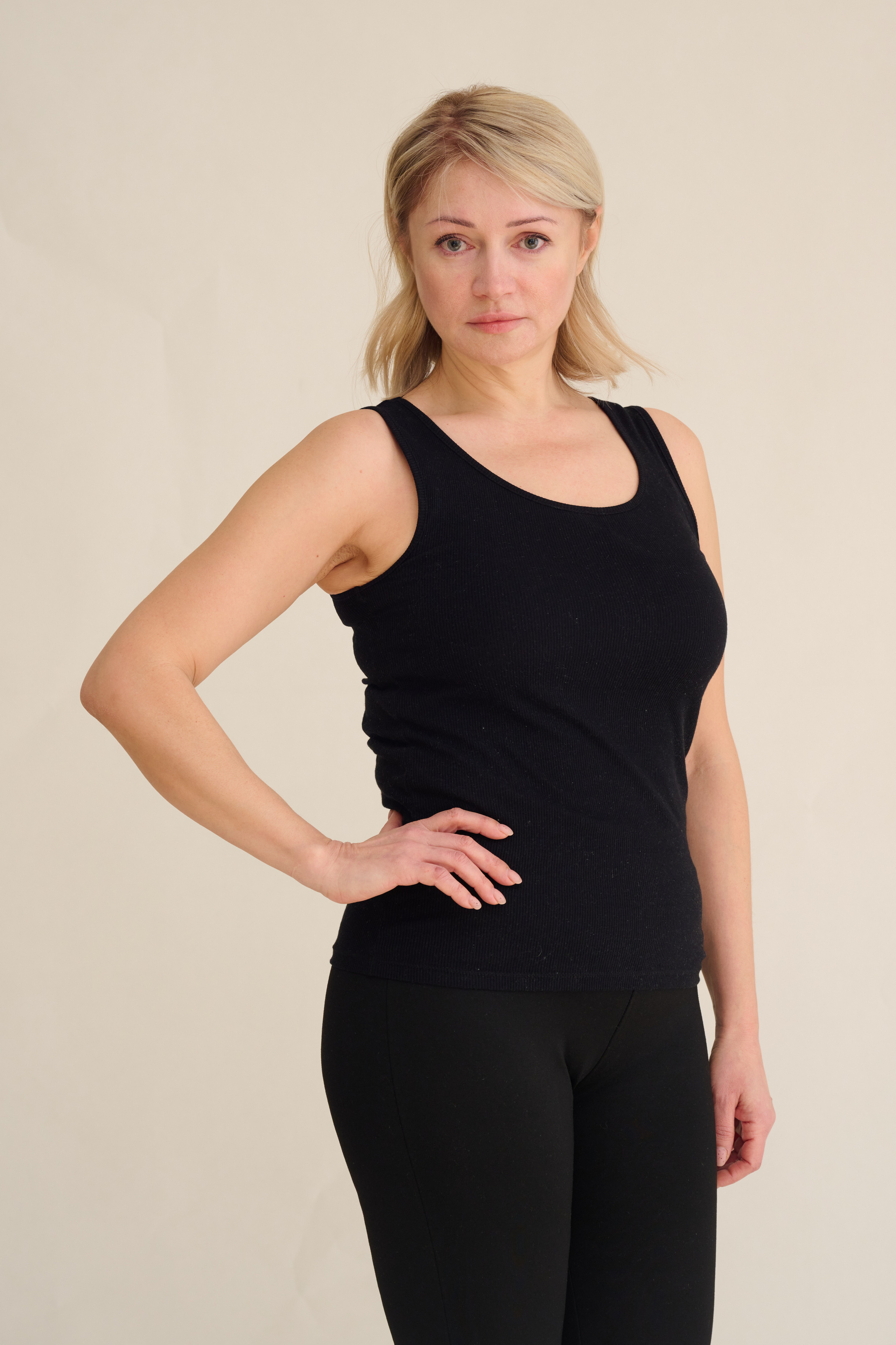 Модель для предметной съемки Марина Г. Москва| Sale Easy