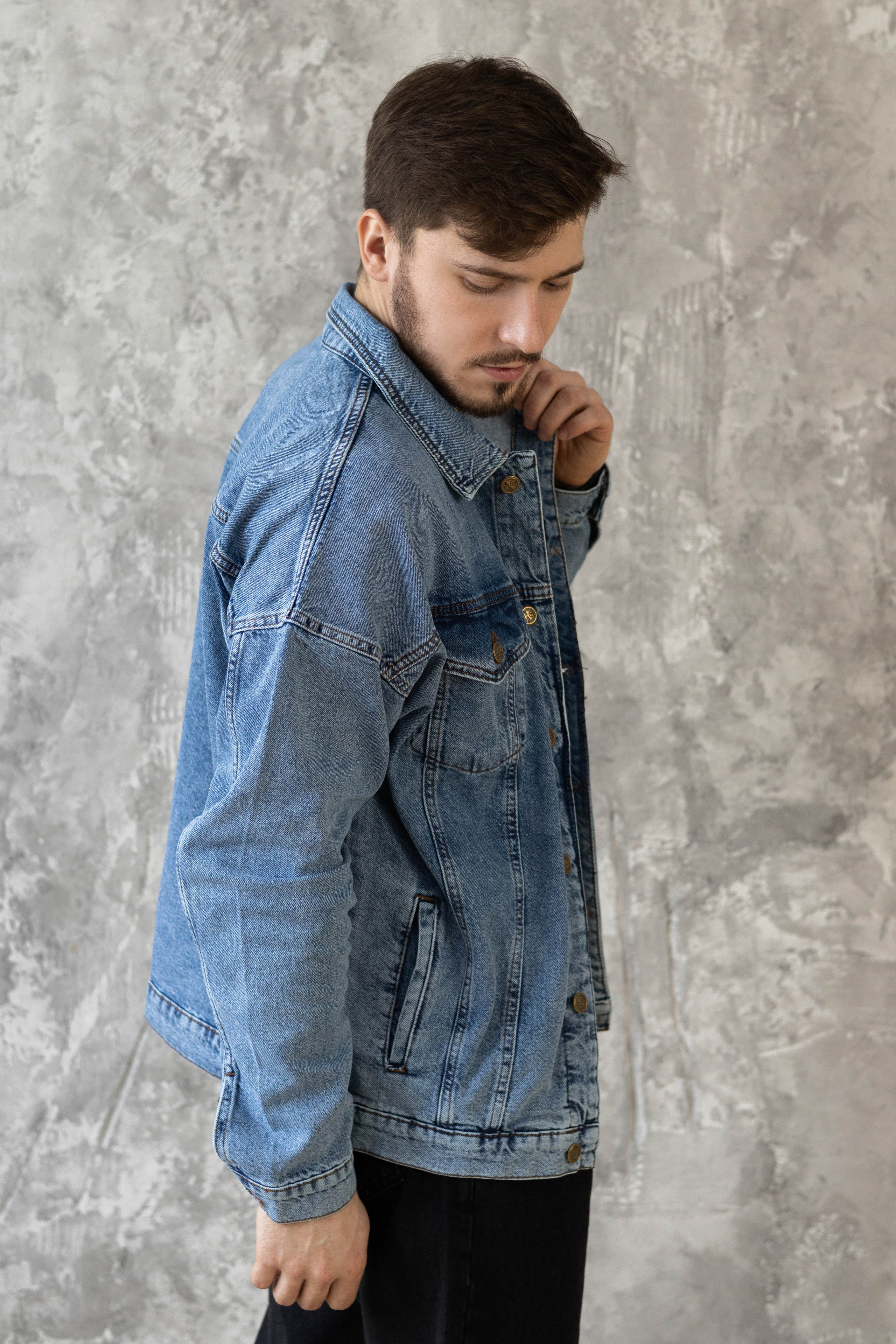 Портфолио. Фото мужской одежды для маркетплейсов | Sale Easy