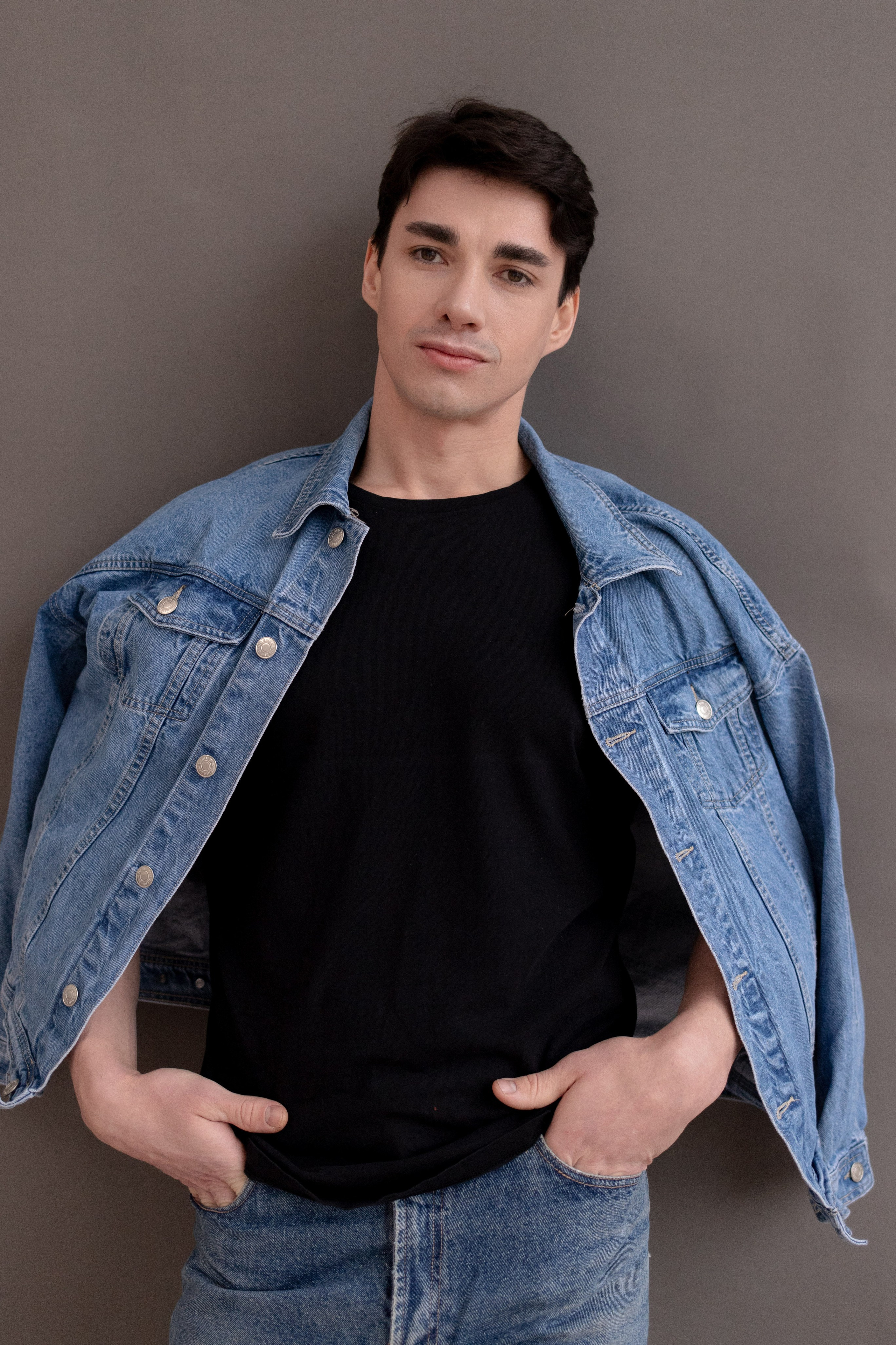 Модель для предметной съемки Владимир id 29 033 С.-Пб| Sale Easy