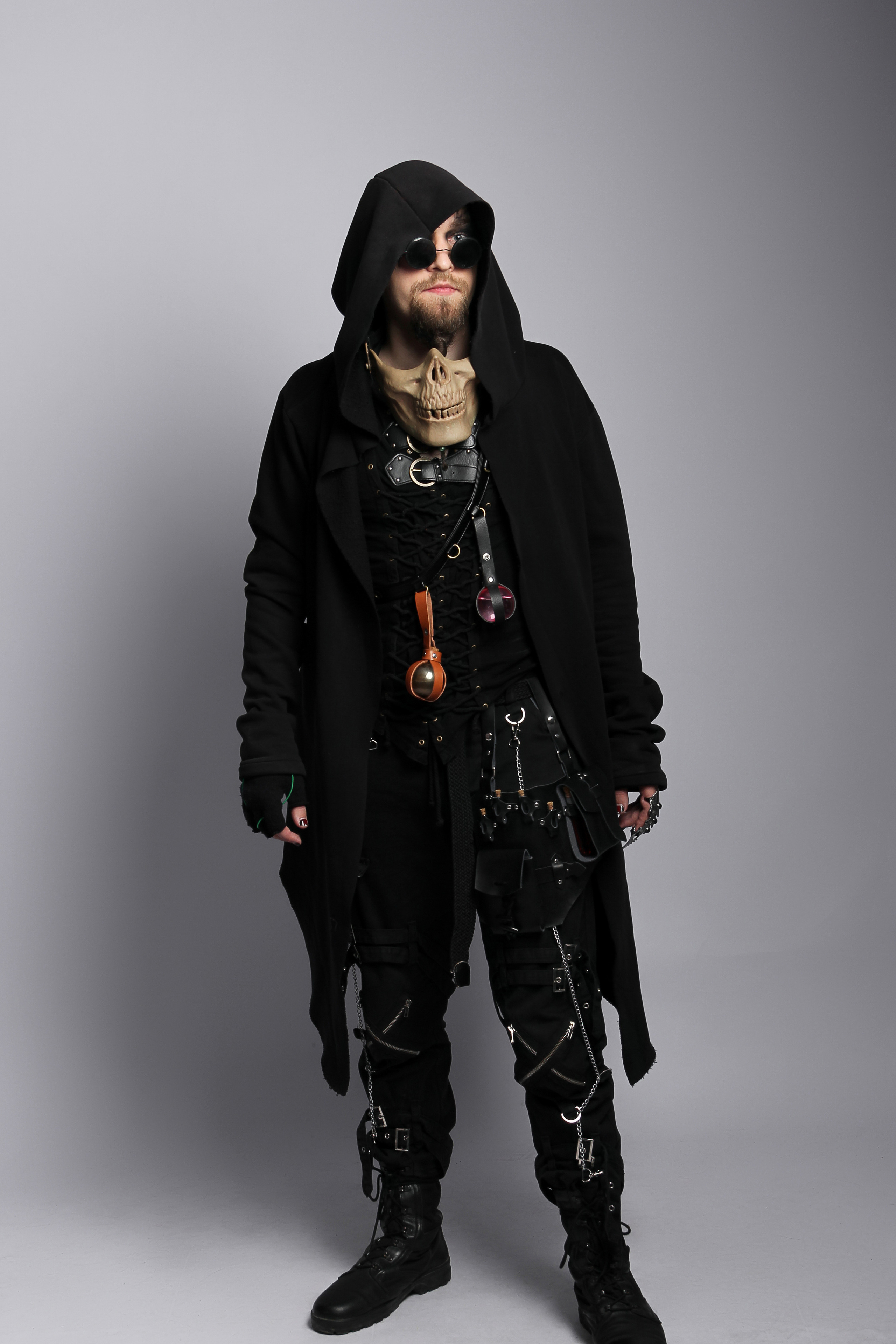 Модель для предметной съемки Дмитрий К Новосибирск| Sale Easy