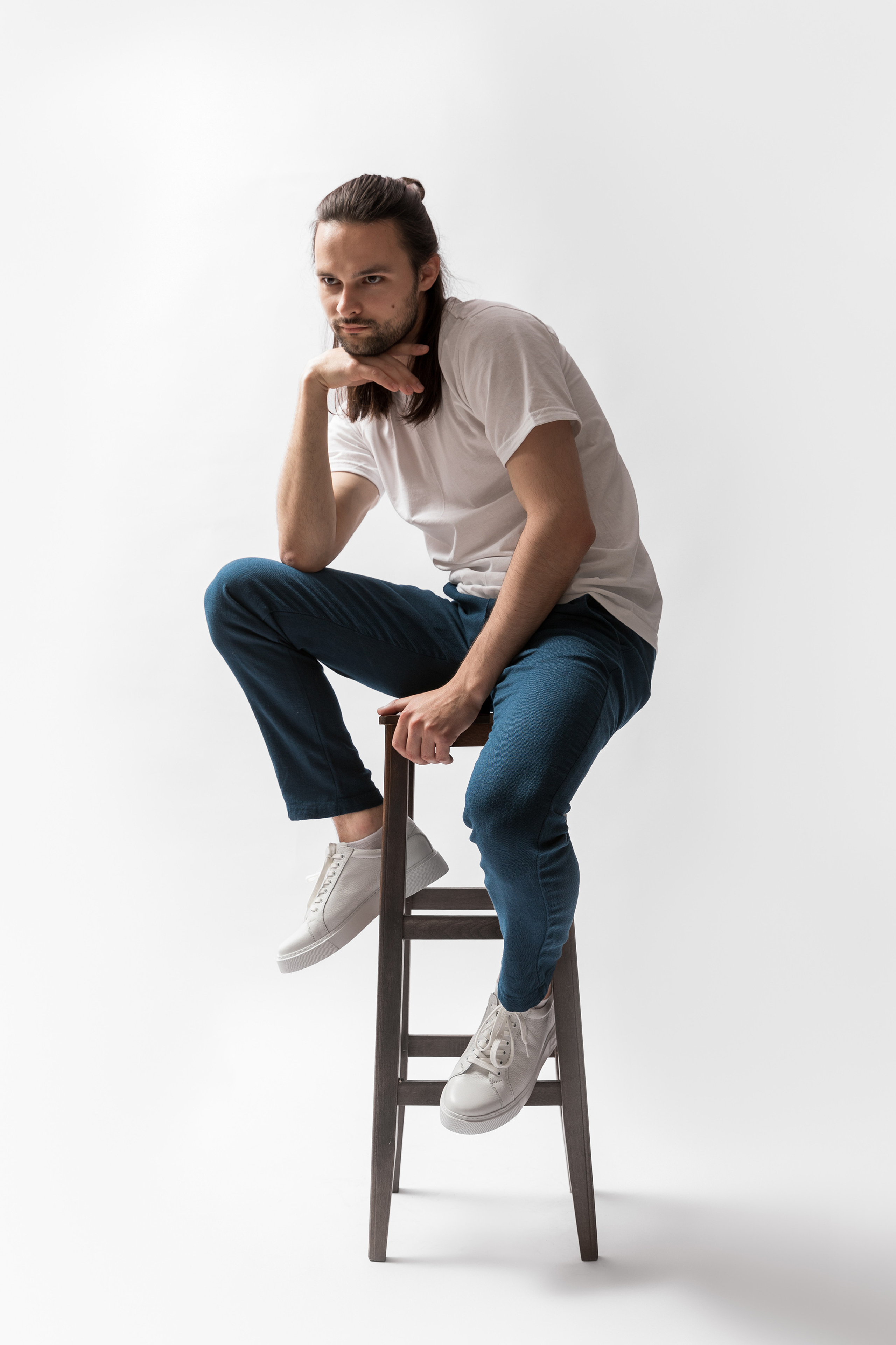 Модель для предметной съемки Ярослав Б. С-Петербург | Sale Easy