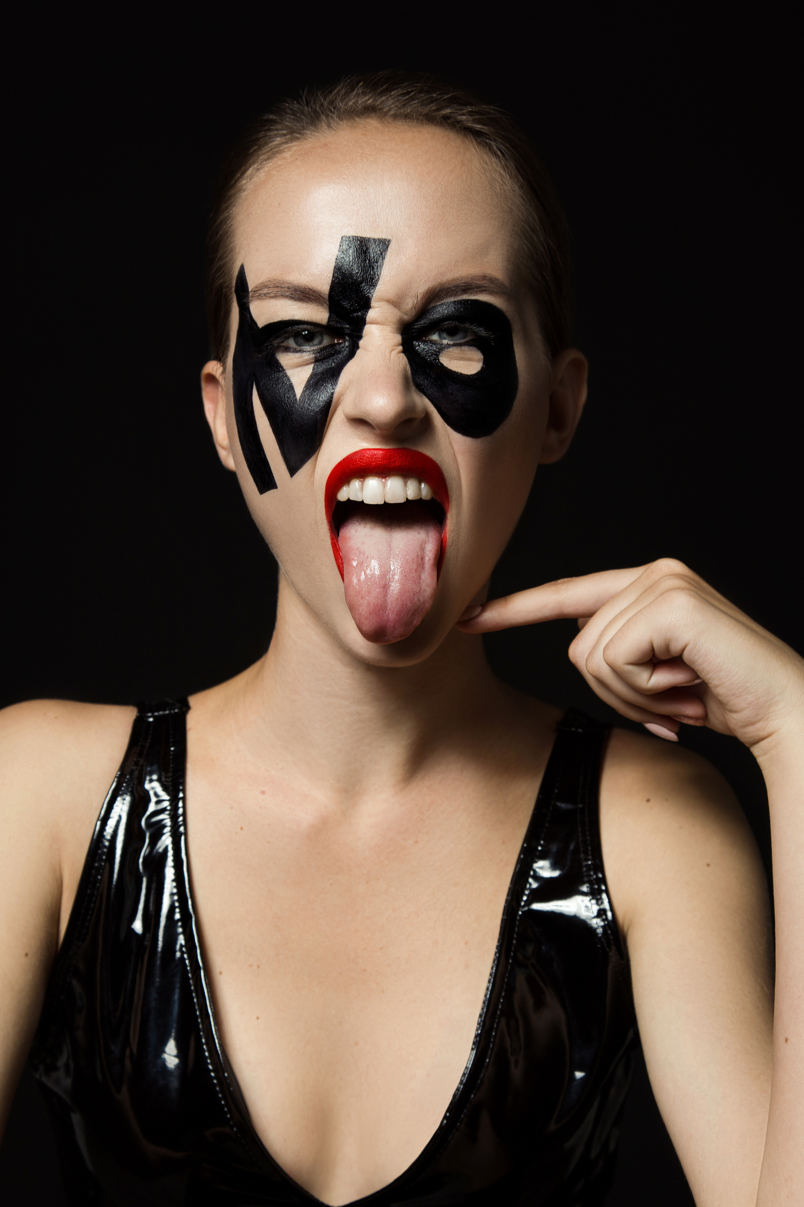 Модель для предметной съемки Яна Г. Москва| Sale Easy