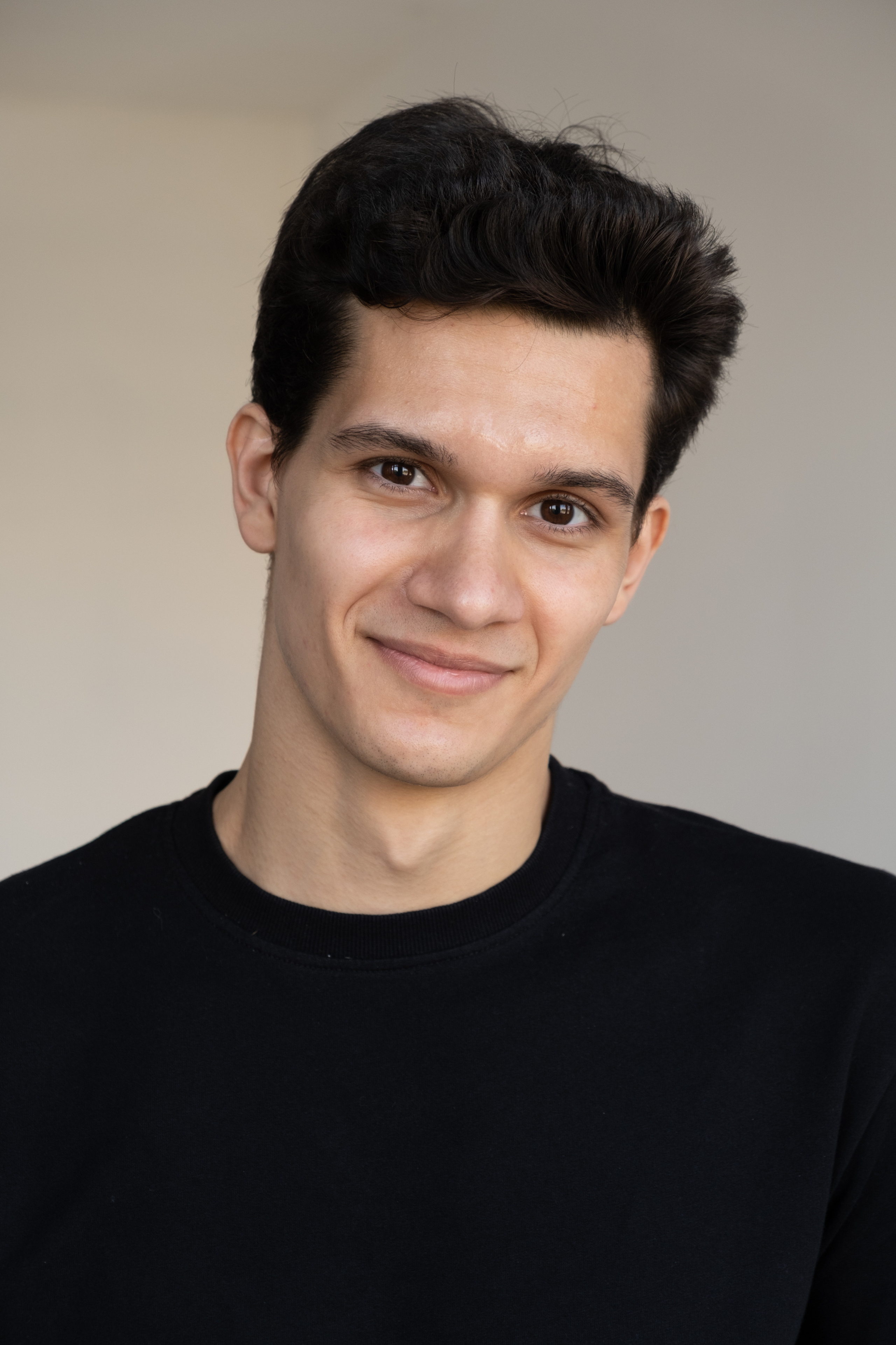 Модель для предметной съемки Вадим А. Москва | Sale Easy