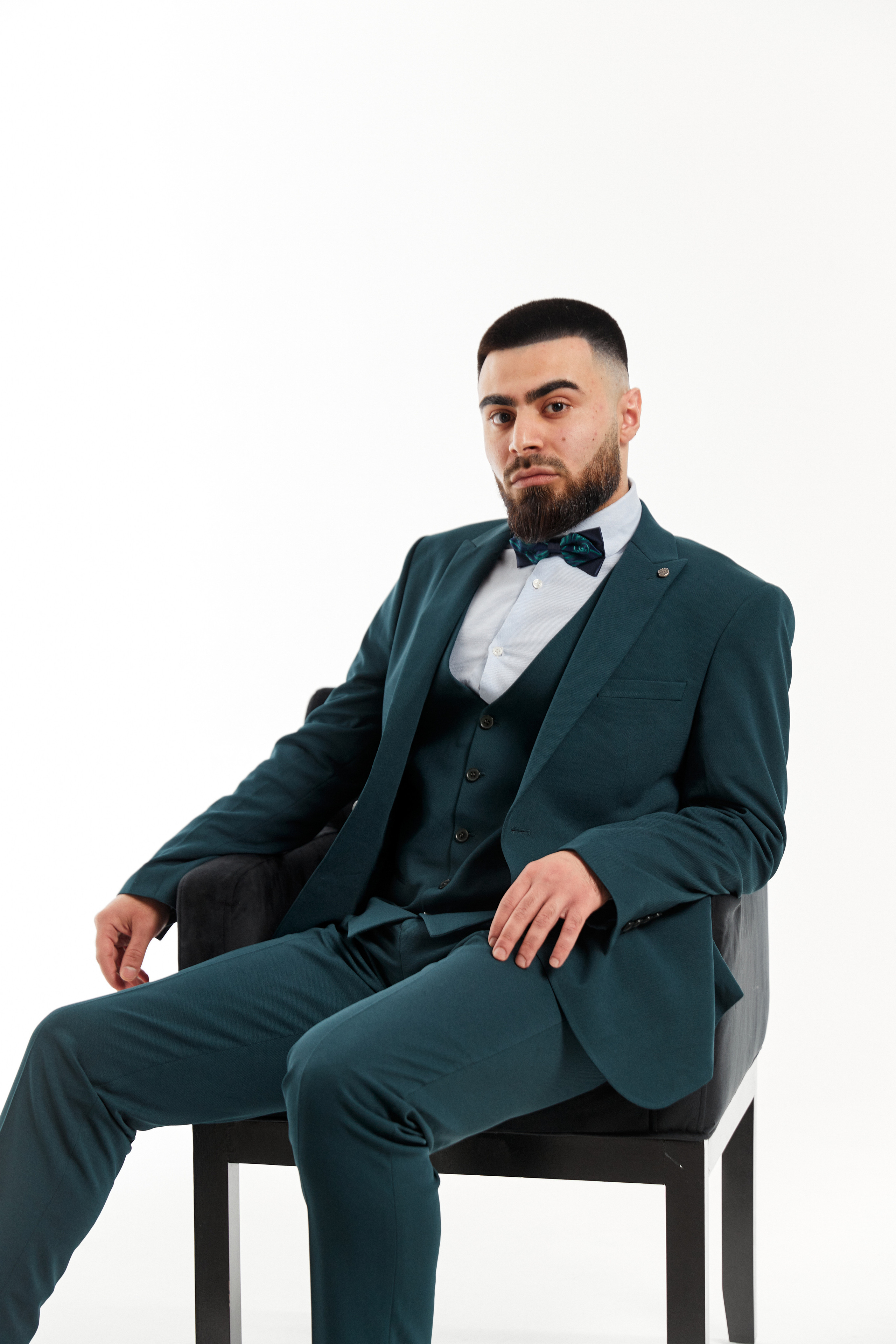 Модель для предметной съемки Амир Н.Новгород | Sale Easy